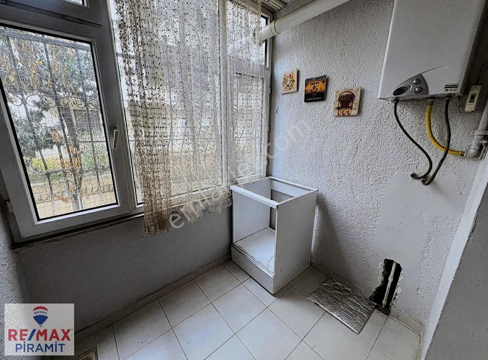 Alsancak Sitesi'nde Caddeye Yakın 3+1 Kiralık Daire-hesna Yılmaz - Görsel 21
