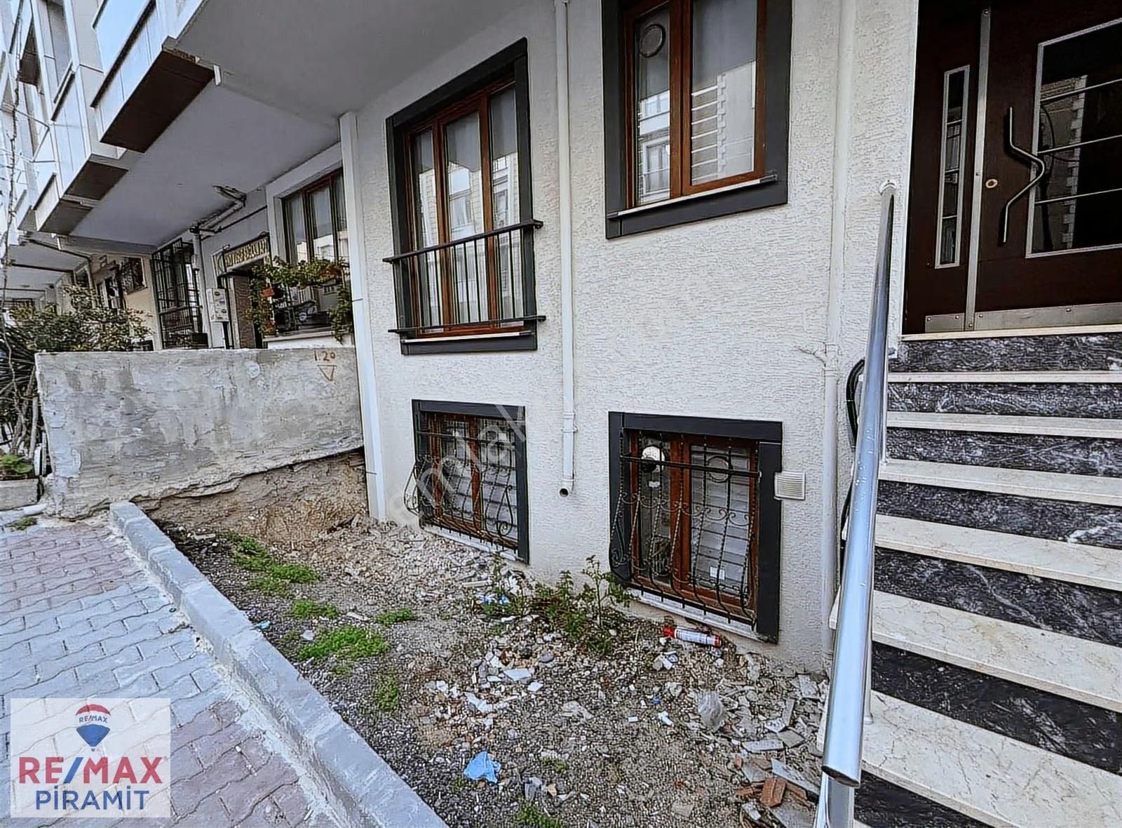 Zümrütevlerde Sıfır Binada, Sıfır Eşyalı Kiralık 1+1 Daire !!! - Görsel 11