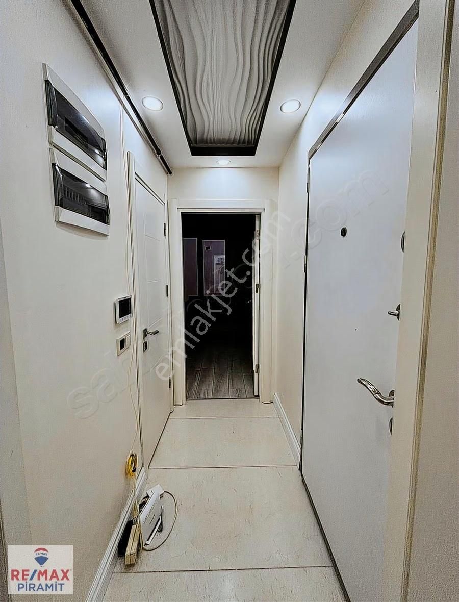 Üsküdar İcadiyede 2+1 2017 Yapım Eşyalı Kiralık Daire Bahçe Katı - Görsel 15