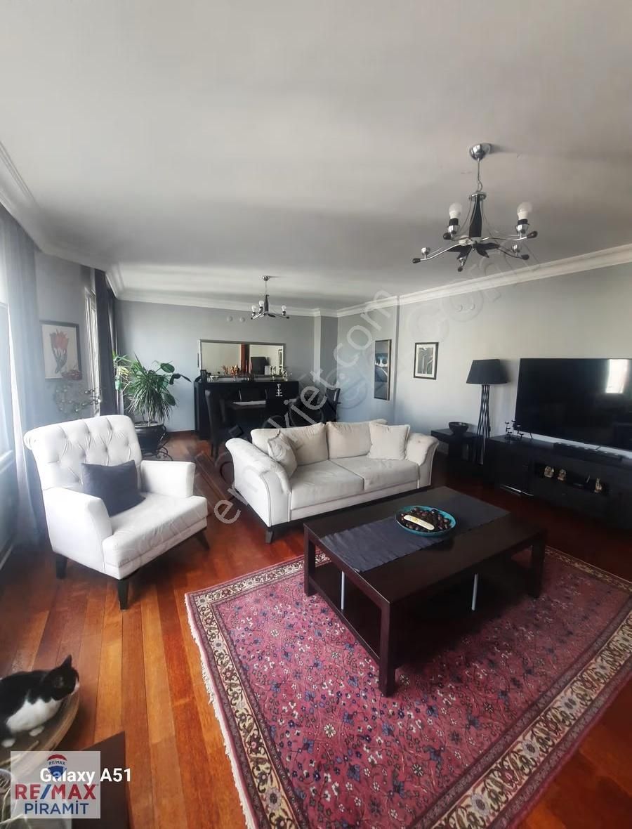 Acıbadem Gökdeniz Sitesi Geniş Kullanımlı 3+1 Kiralık Daire!!! - Görsel 12