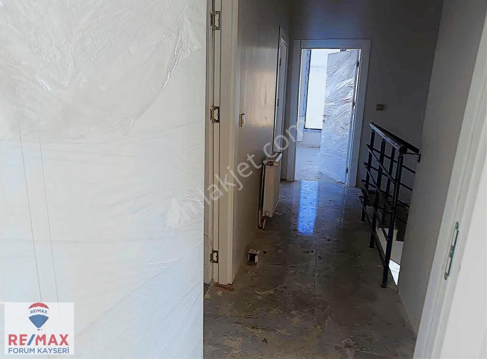 Hacılar Akyazıda 3+1 Sıfır Villa - Görsel 3