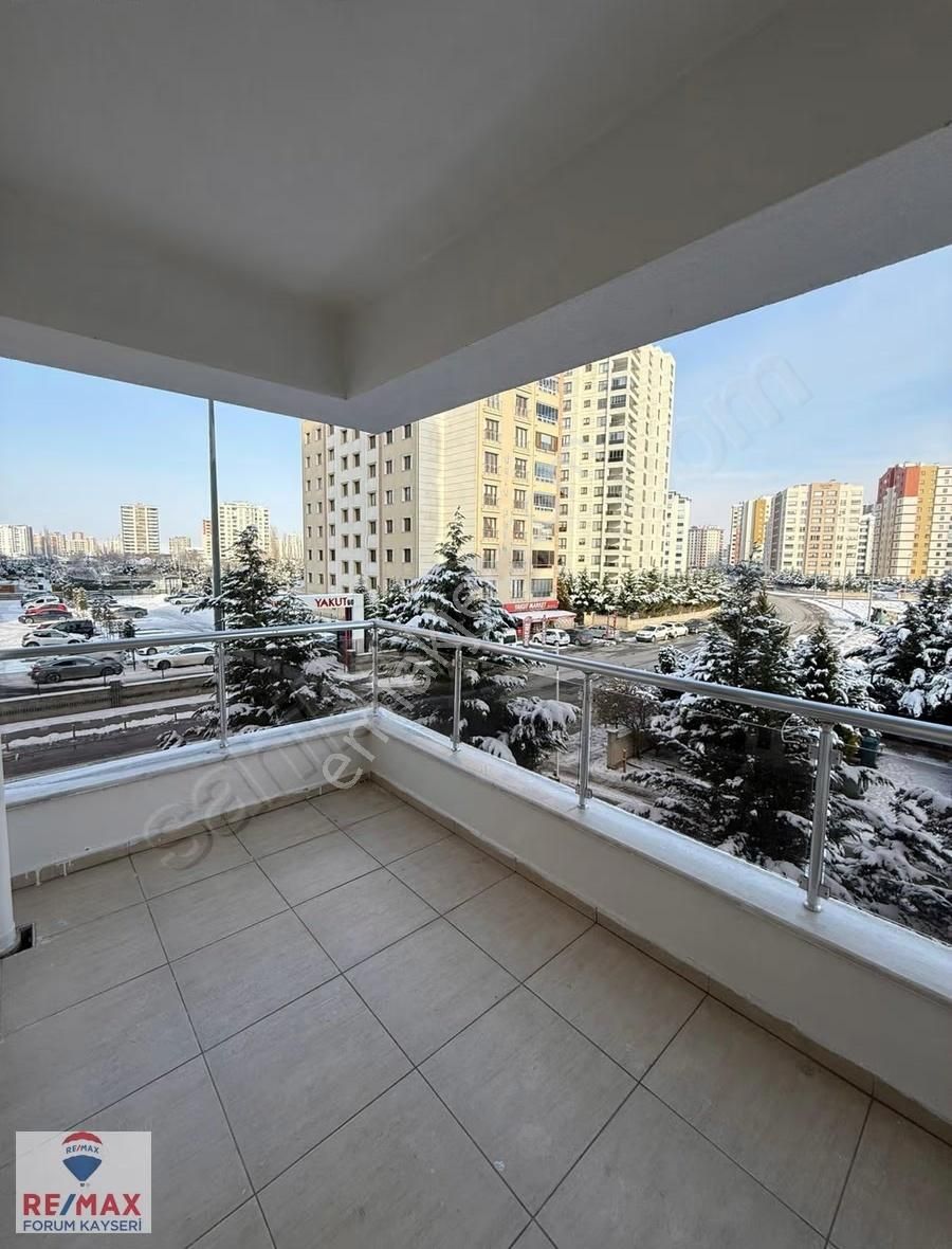 Yakut Mah. Merkezi Konumlu Satılık 3+1 Daire - Görsel 11