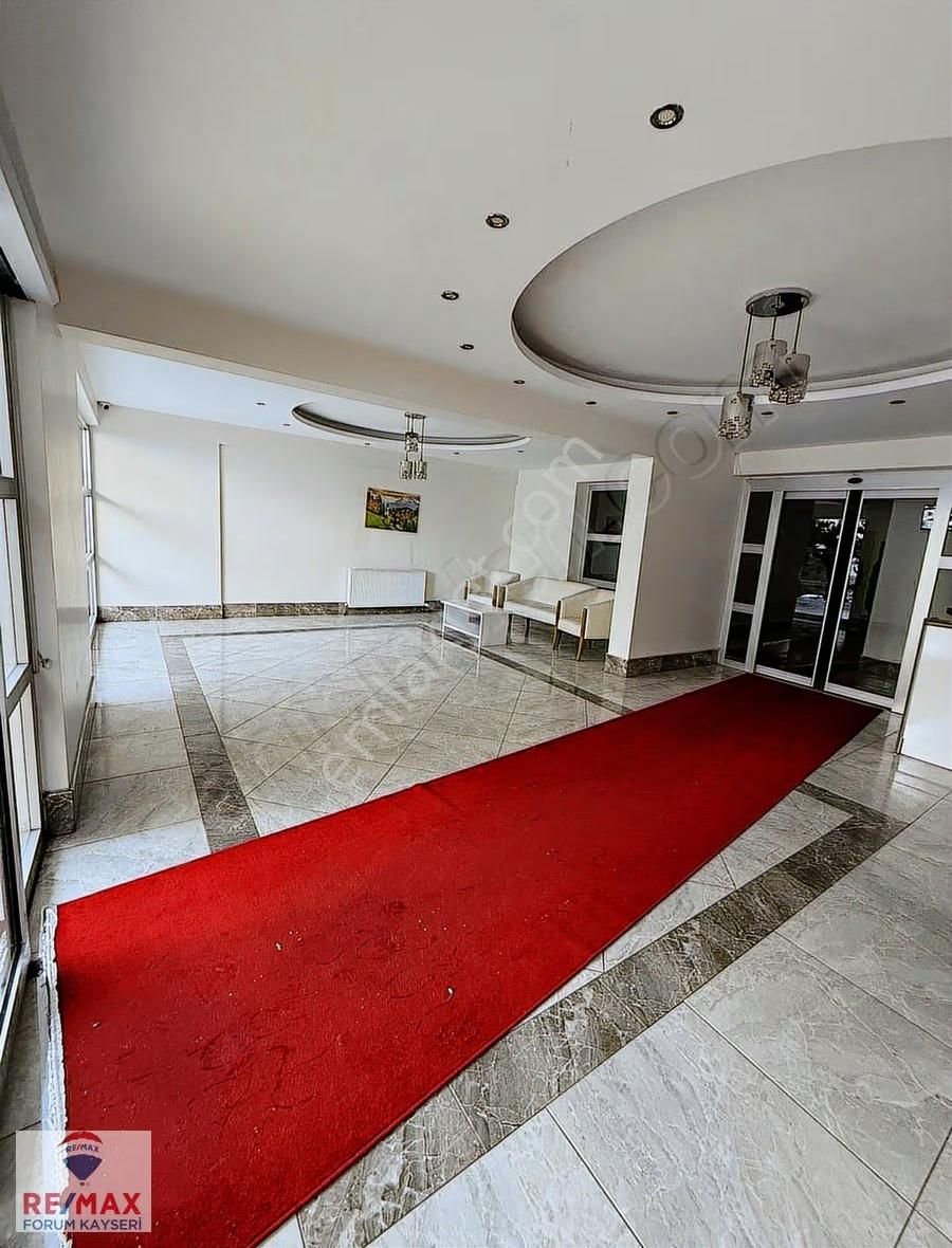 Yakut Mah. Merkezi Konumlu Satılık 3+1 Daire - Görsel 25