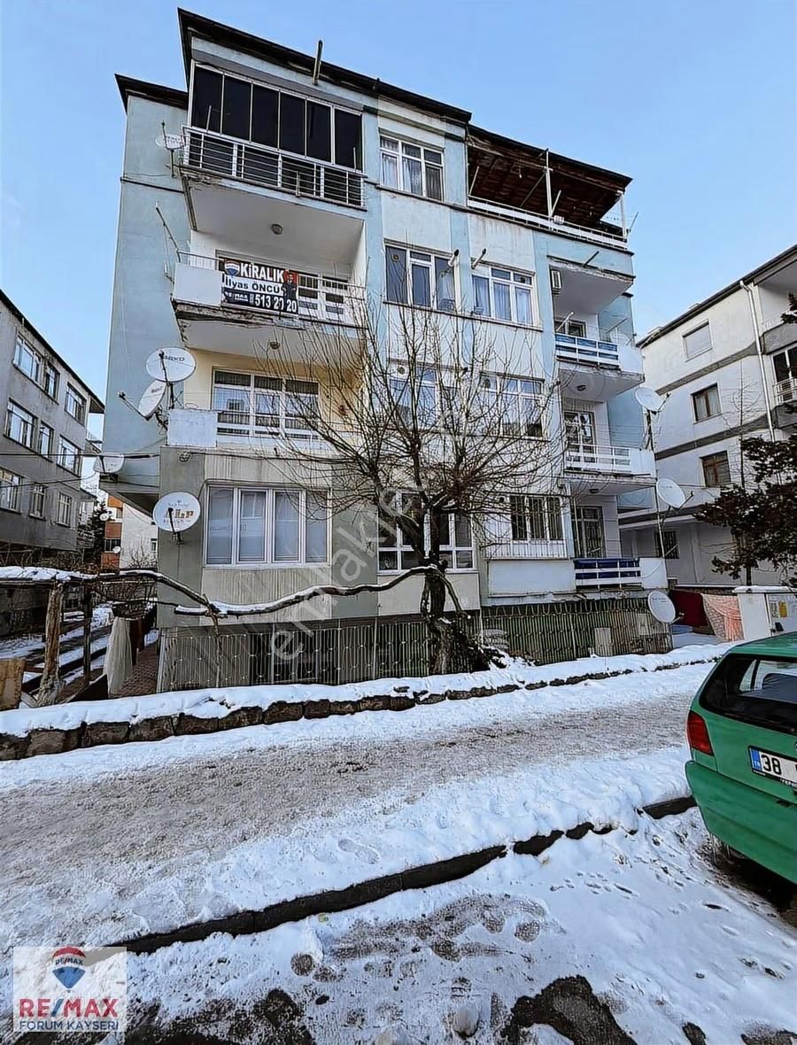 Şehir Merkezin'de 3+1 Kiralık Daire