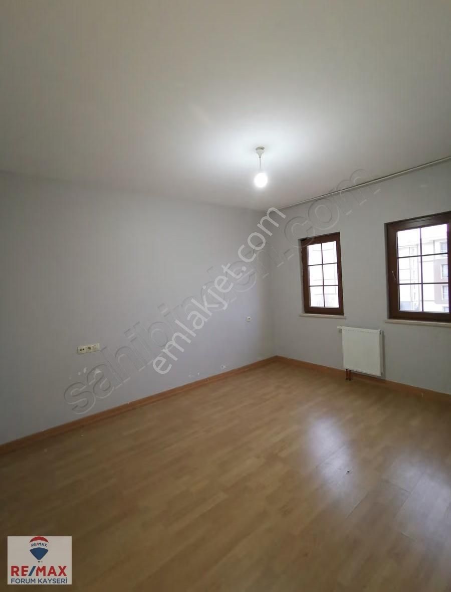 Mimar Sinan Demokrasi Mahallesi 2+1 Kiralık Daire - Görsel 15