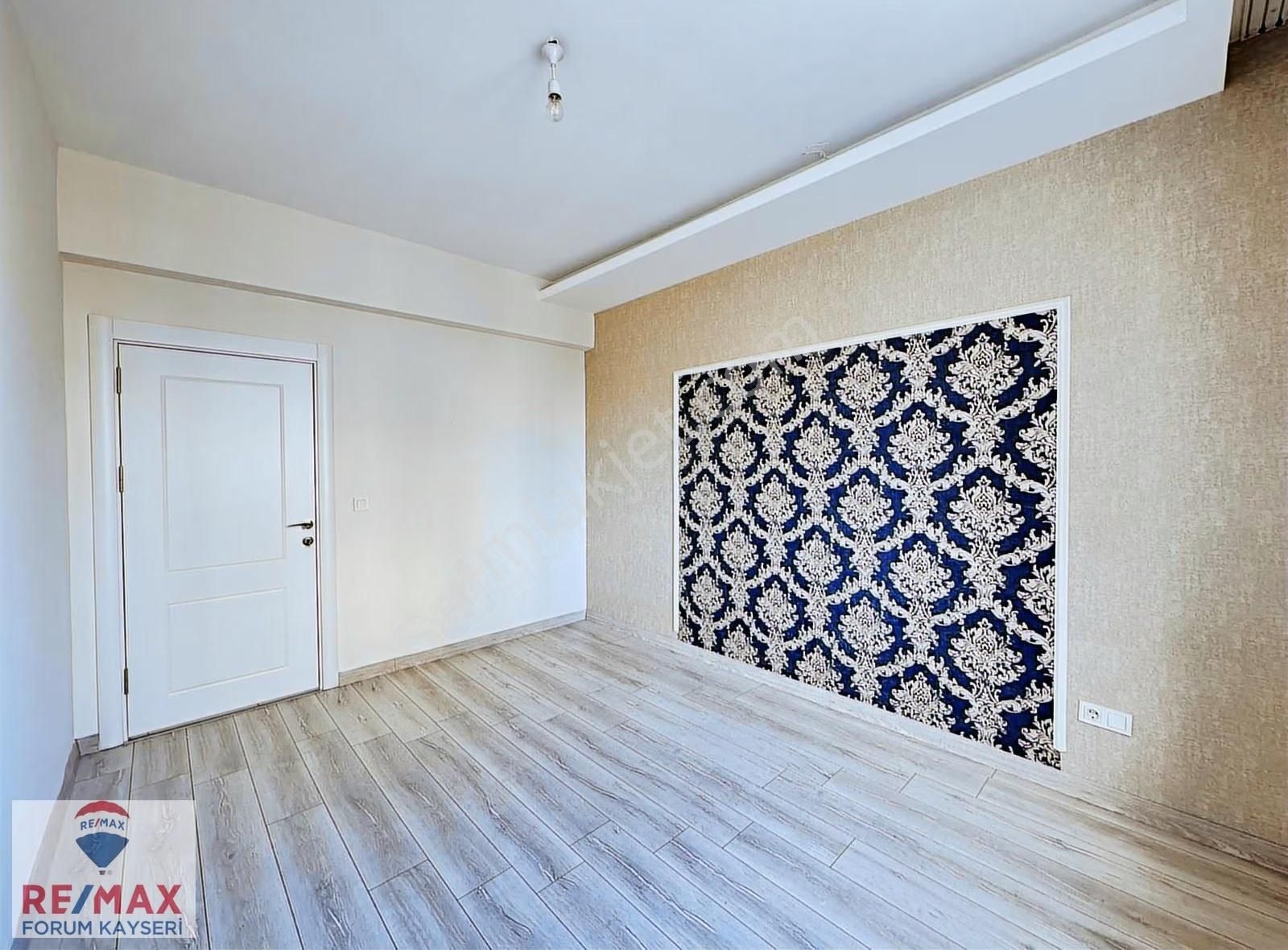 Kazım Karabekir Mahallesinde Cadde Üstünde Satılık 3+1 Daire - Görsel 22