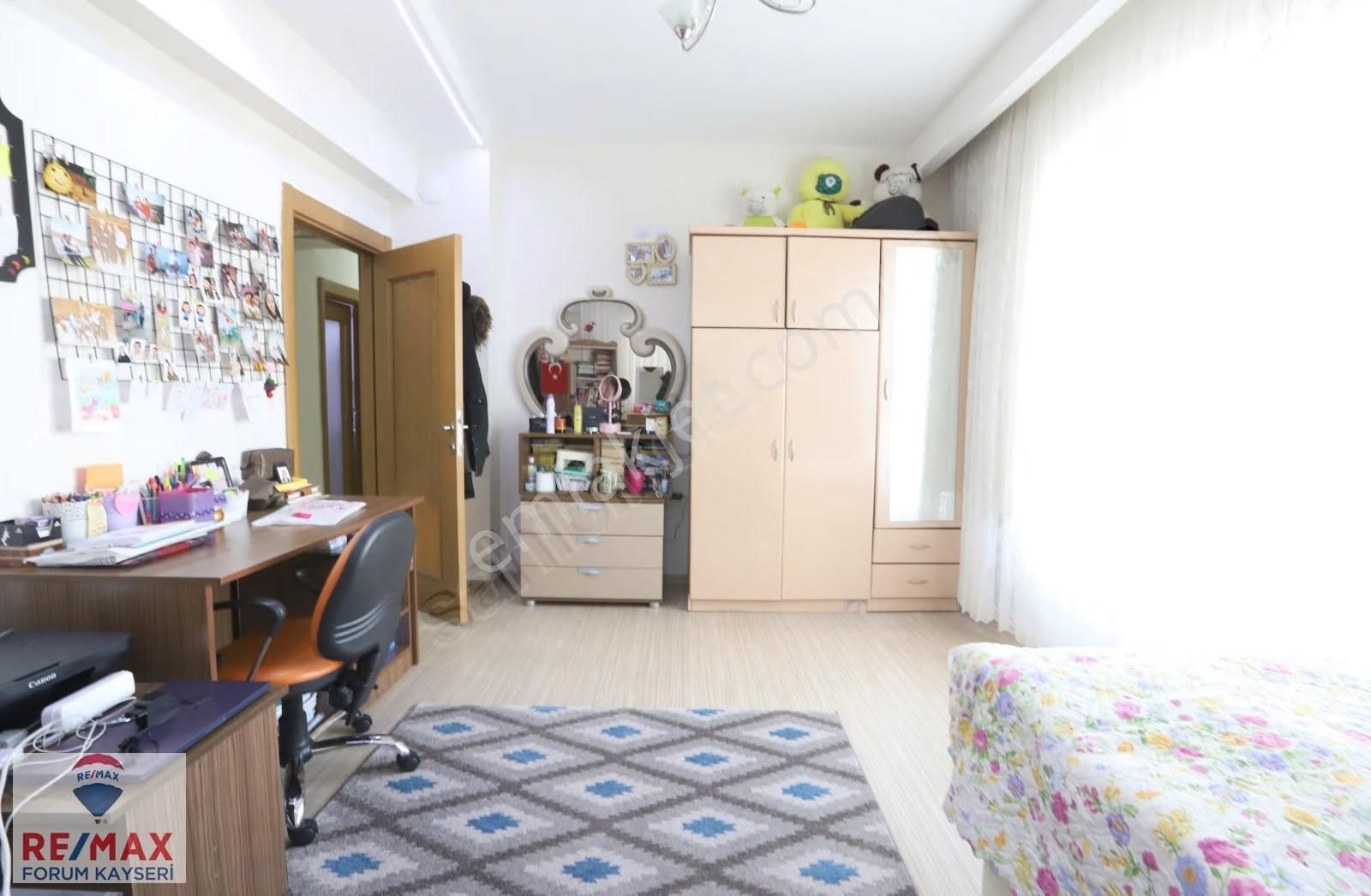 Talas Mevlana Mahallesinde Mükemmel Konumda Satılık 3+1 Daire - Görsel 11