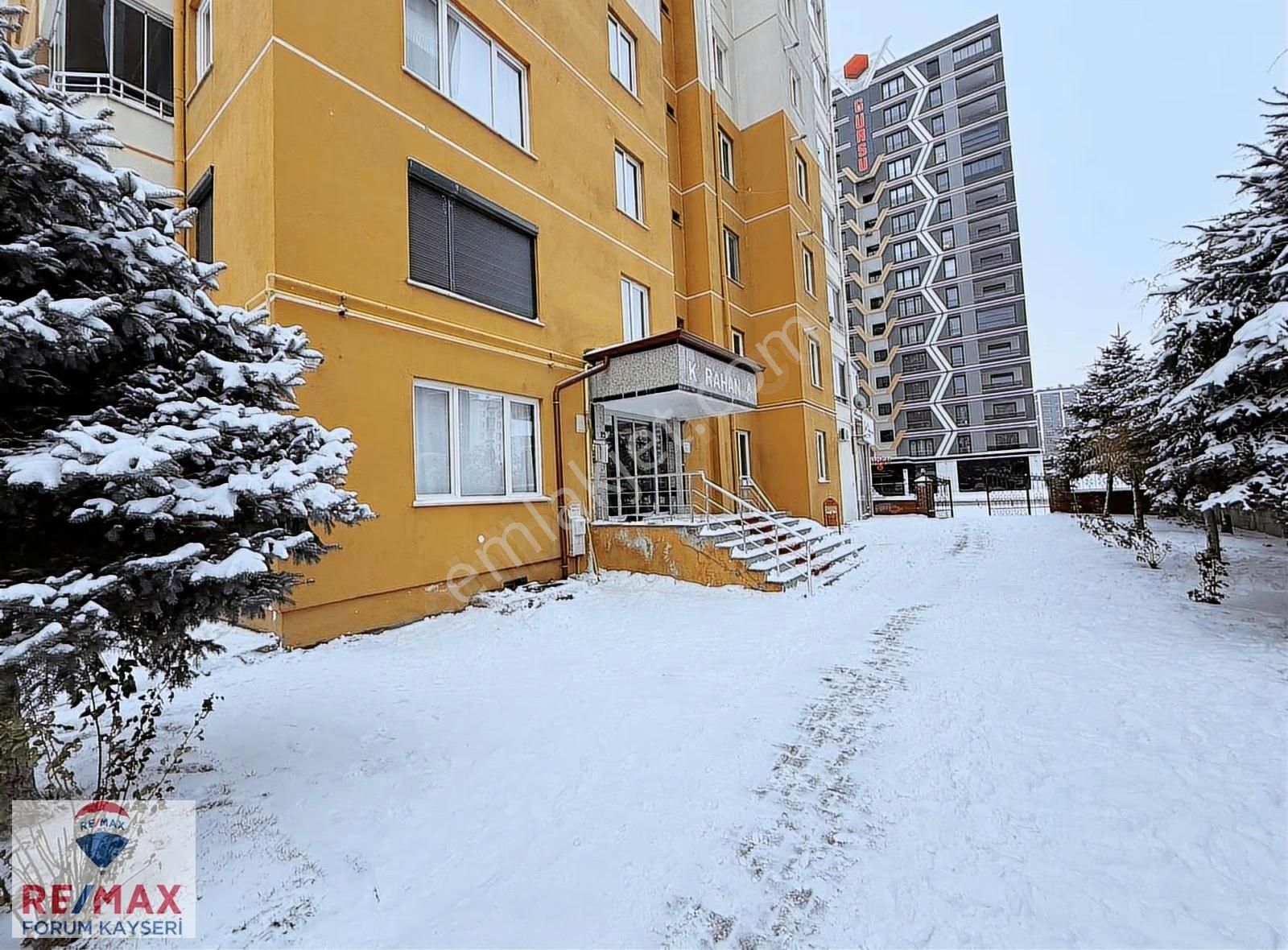 Yıldırım Beyazıt Mahallesinde Cadde Üzeri Kiralık 3+1 Daire - Görsel 11