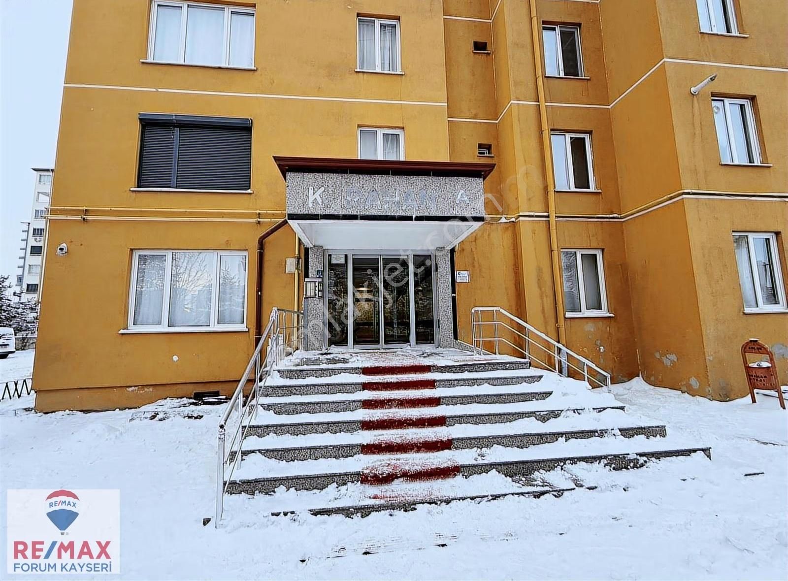 Yıldırım Beyazıt Mahallesinde Cadde Üzeri Kiralık 3+1 Daire - Görsel 8