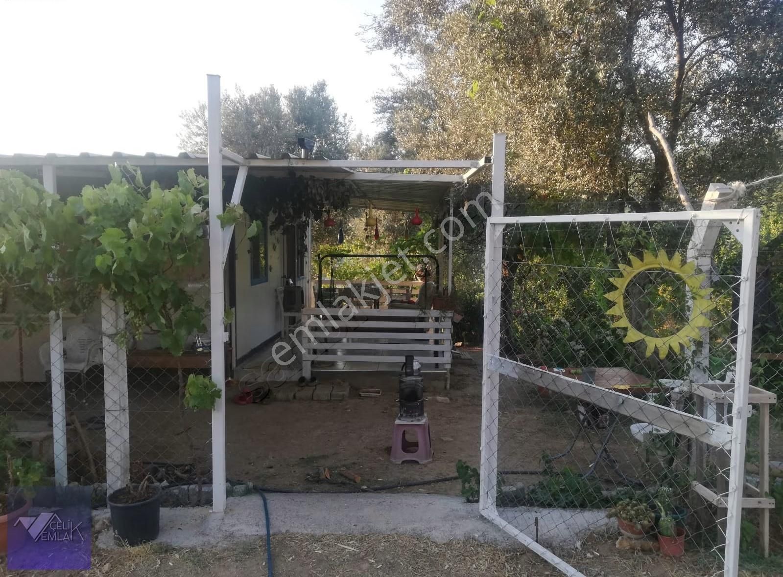 Çelik Emlaktan İzmir Ataköy'de Satılık Müstakil Bahçeli Ev-tarla - Görsel 16