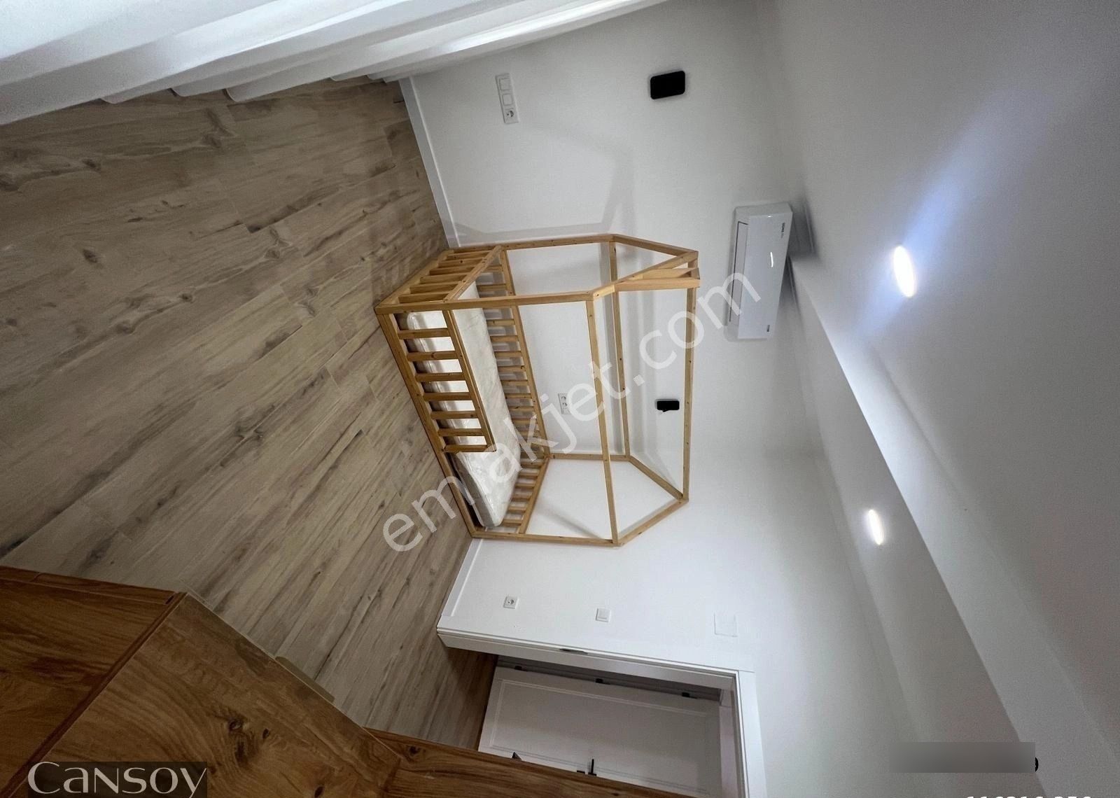 Babataşı Mah Sahil Ve Şehir Merkezine 500mt Eşyalı 4+1 Villa - Görsel 3