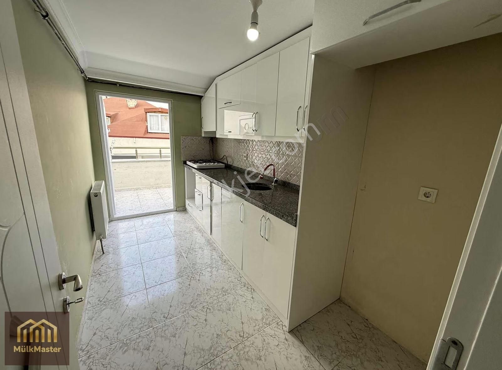 Arnavutköy Taşoluk Köyiçi 2+1 Yüksek Çatı Asansörlü - Görsel 6