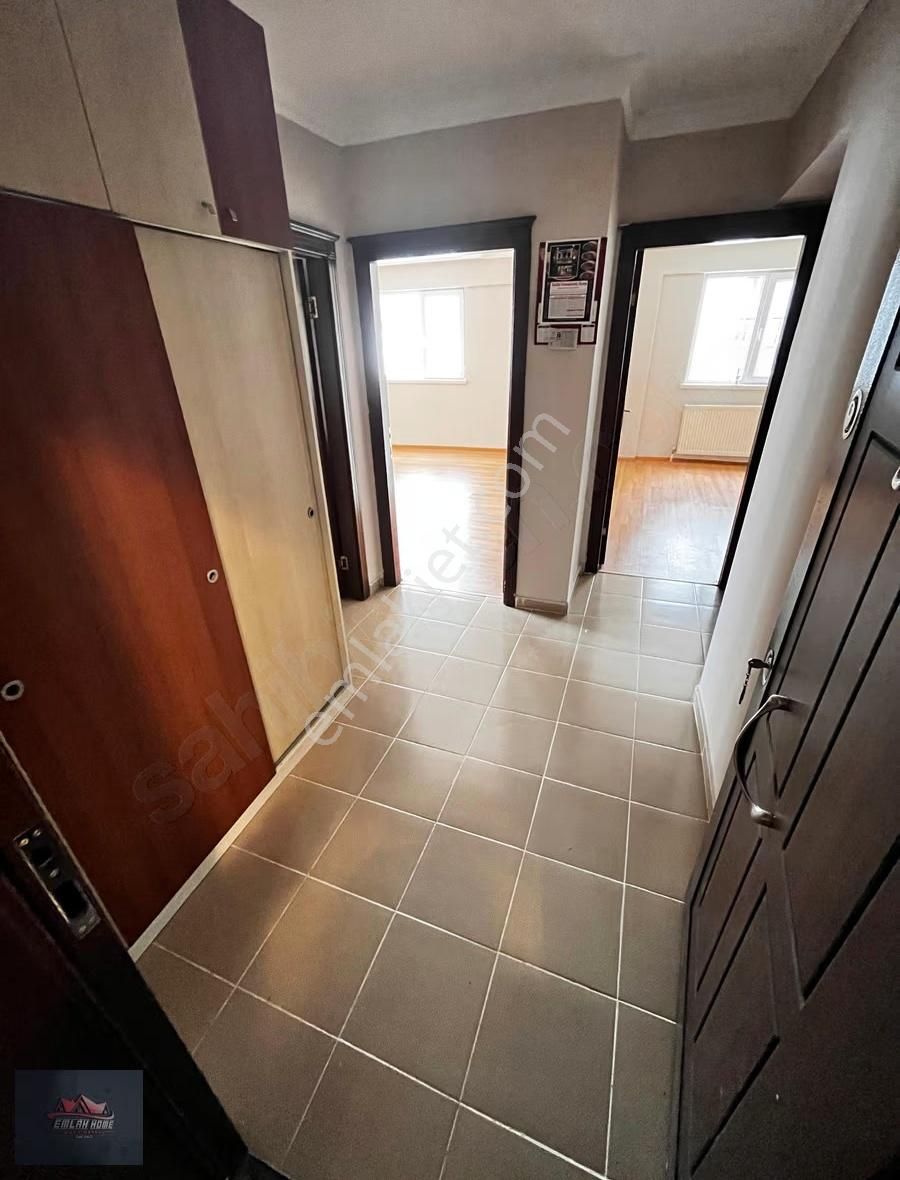 Mamak Cadde De 3+1 Kiralık Merkezi Lokasyonda Trene Yakın