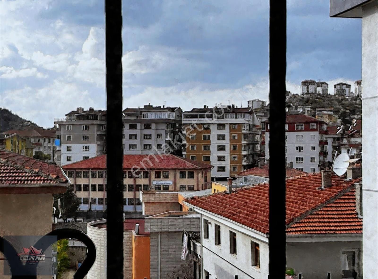 Mamak Cadde De 3+1 Kiralık Merkezi Lokasyonda Trene Yakın - Görsel 3