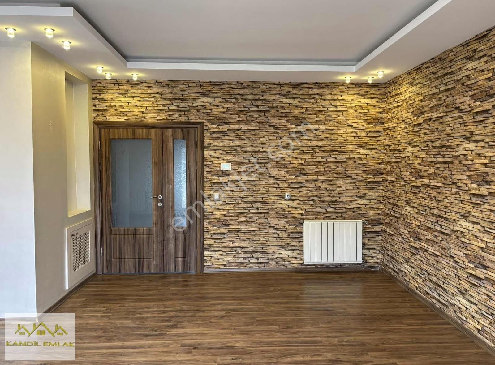 Kandil Emlaktan Başarı Villarında Kiralık Geniş Bahçeli Villa - Görsel 27