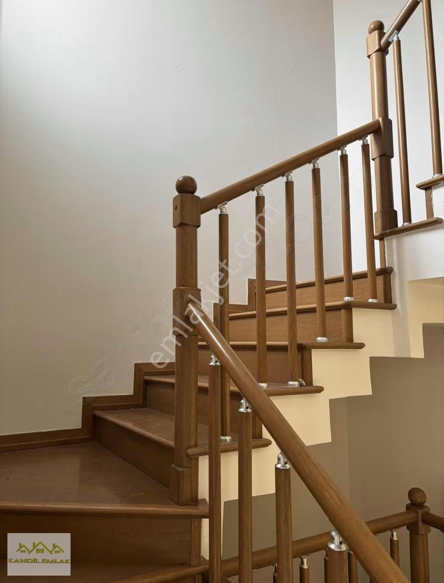 Kandil Emlaktan Başarı Villarında Kiralık Geniş Bahçeli Villa - Görsel 19