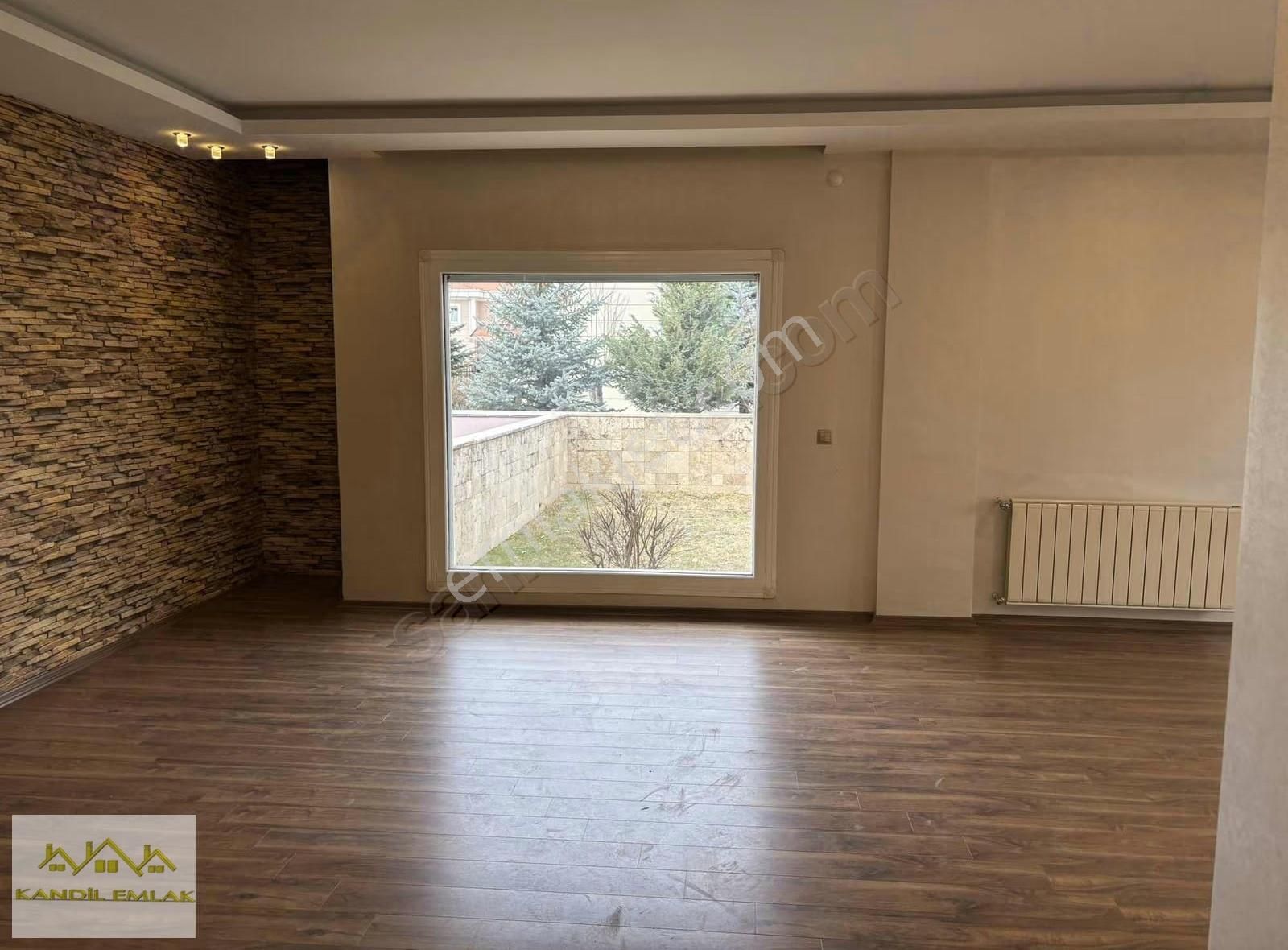 Kandil Emlaktan Başarı Villarında Kiralık Geniş Bahçeli Villa - Görsel 7