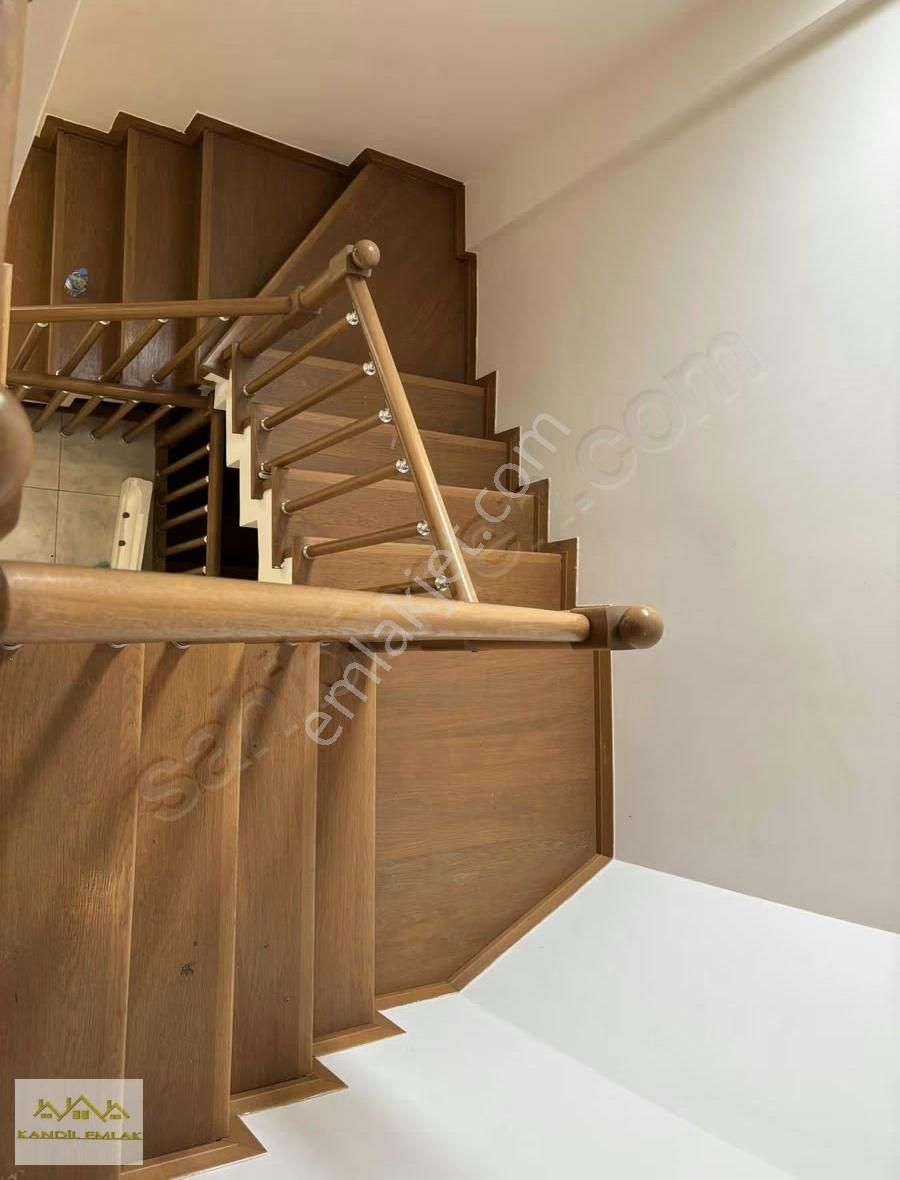 Kandil Emlaktan Başarı Villarında Kiralık Geniş Bahçeli Villa - Görsel 17