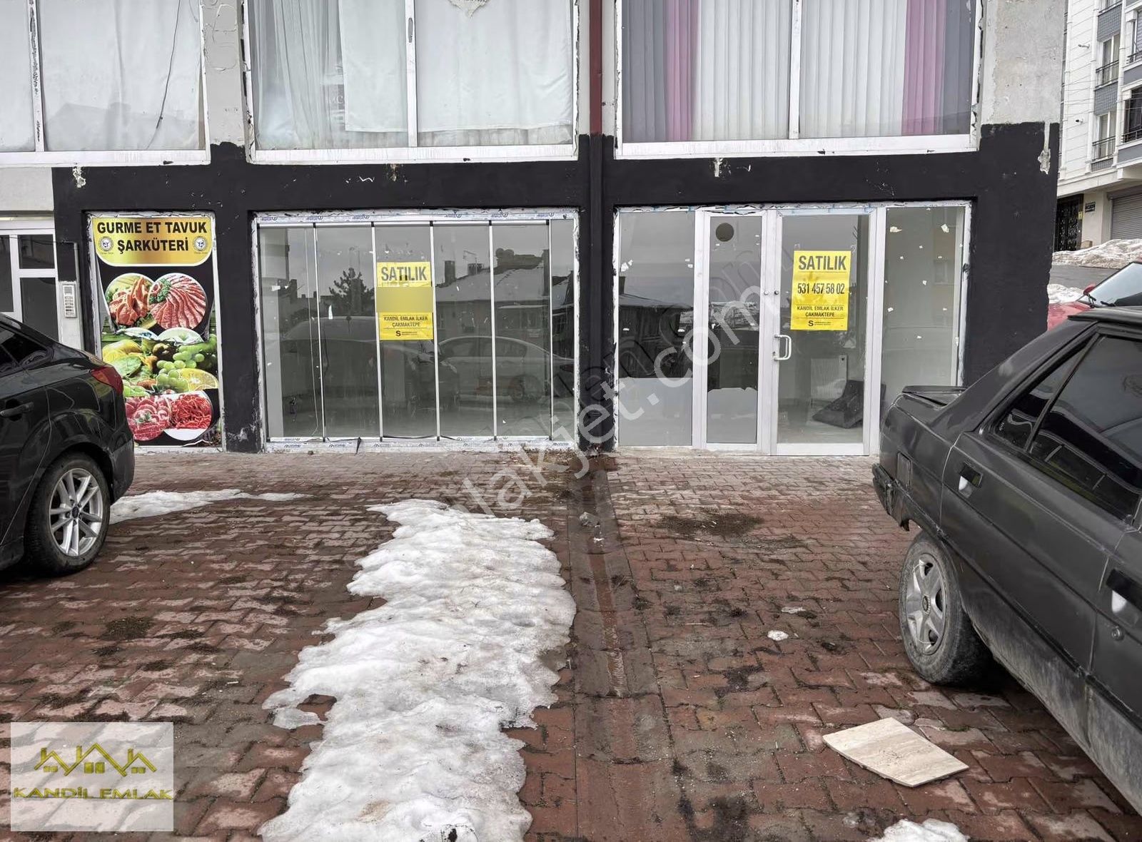 Kandil Emlaktan Köşe Başı 115 M2 Satılık Dükkan