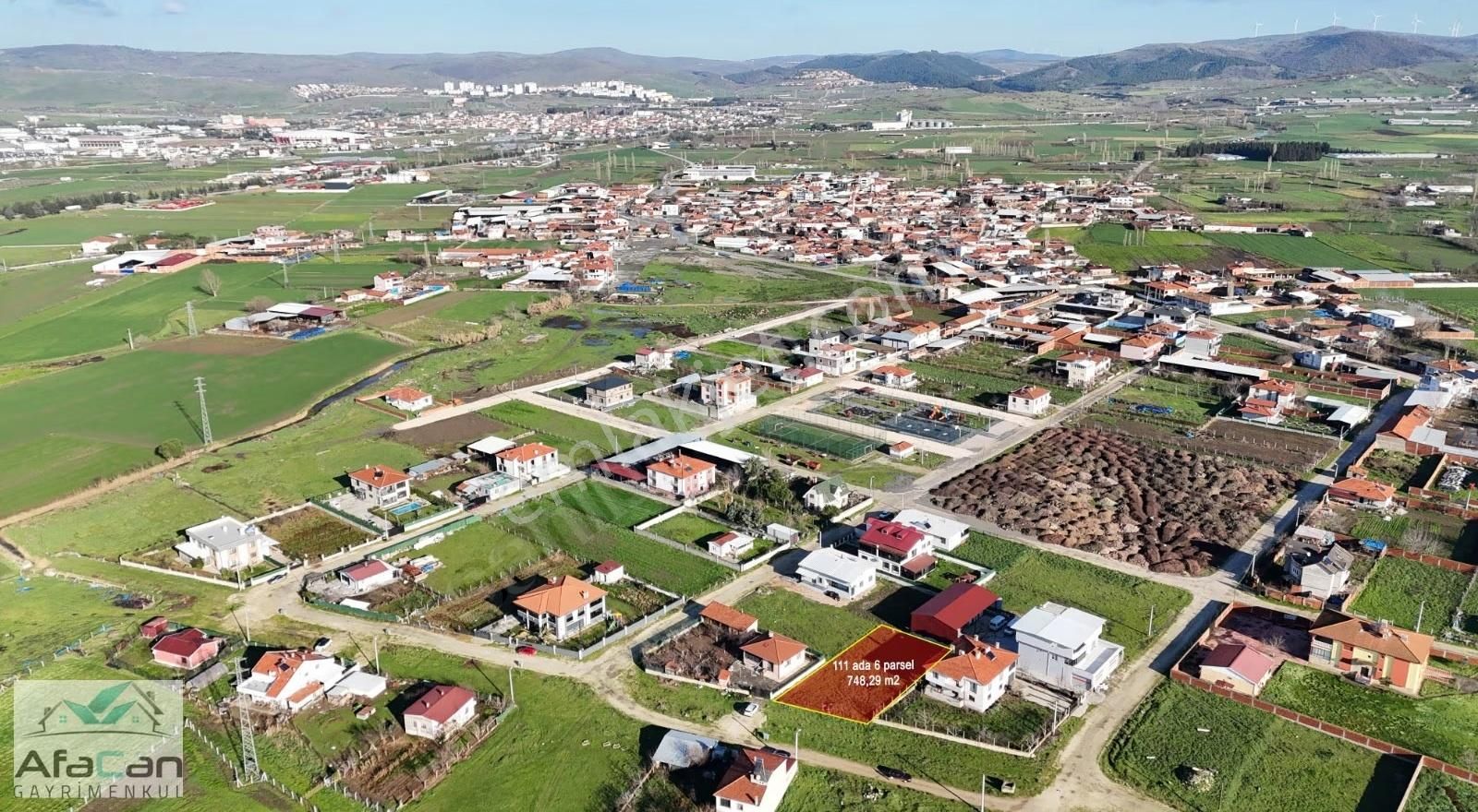 Köseler Köyünde Şehire 5 Dk Mesafede 748 M2 Fırsat İmarlı Arsa!!