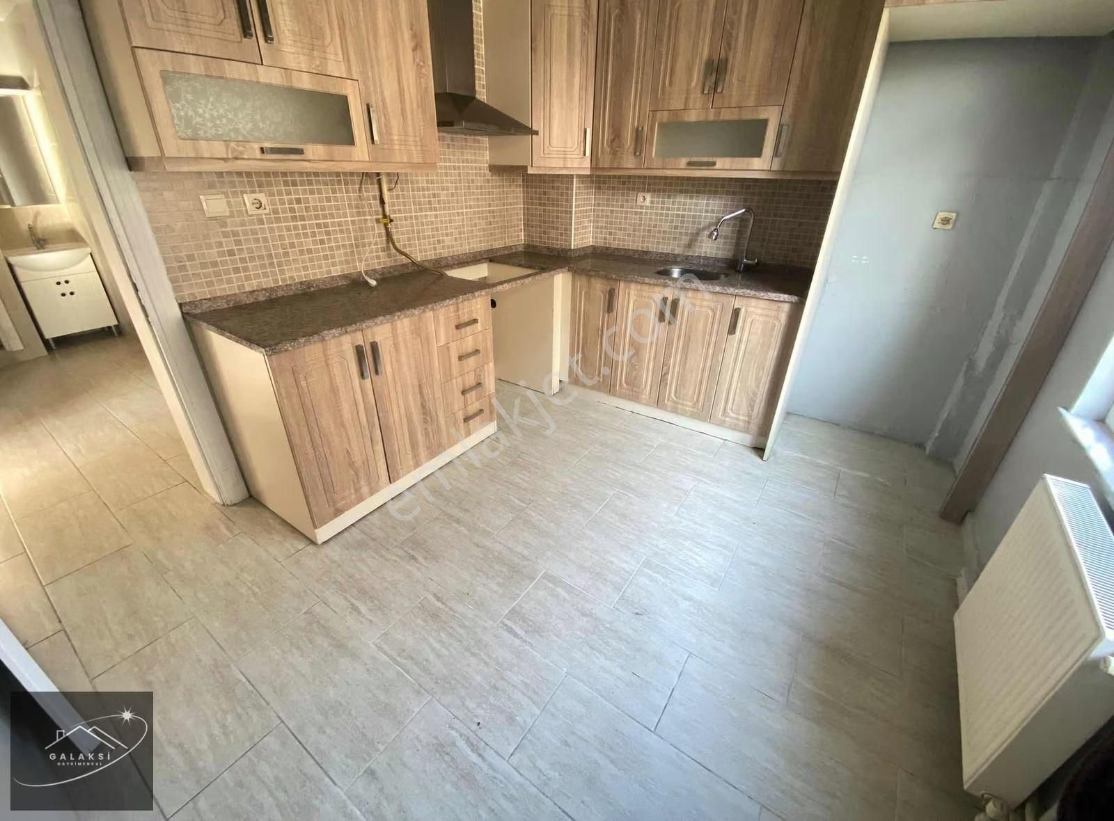 Köprübaşında Mükemmel Konum Geniş 2+1 Kiralık Daire - Görsel 10