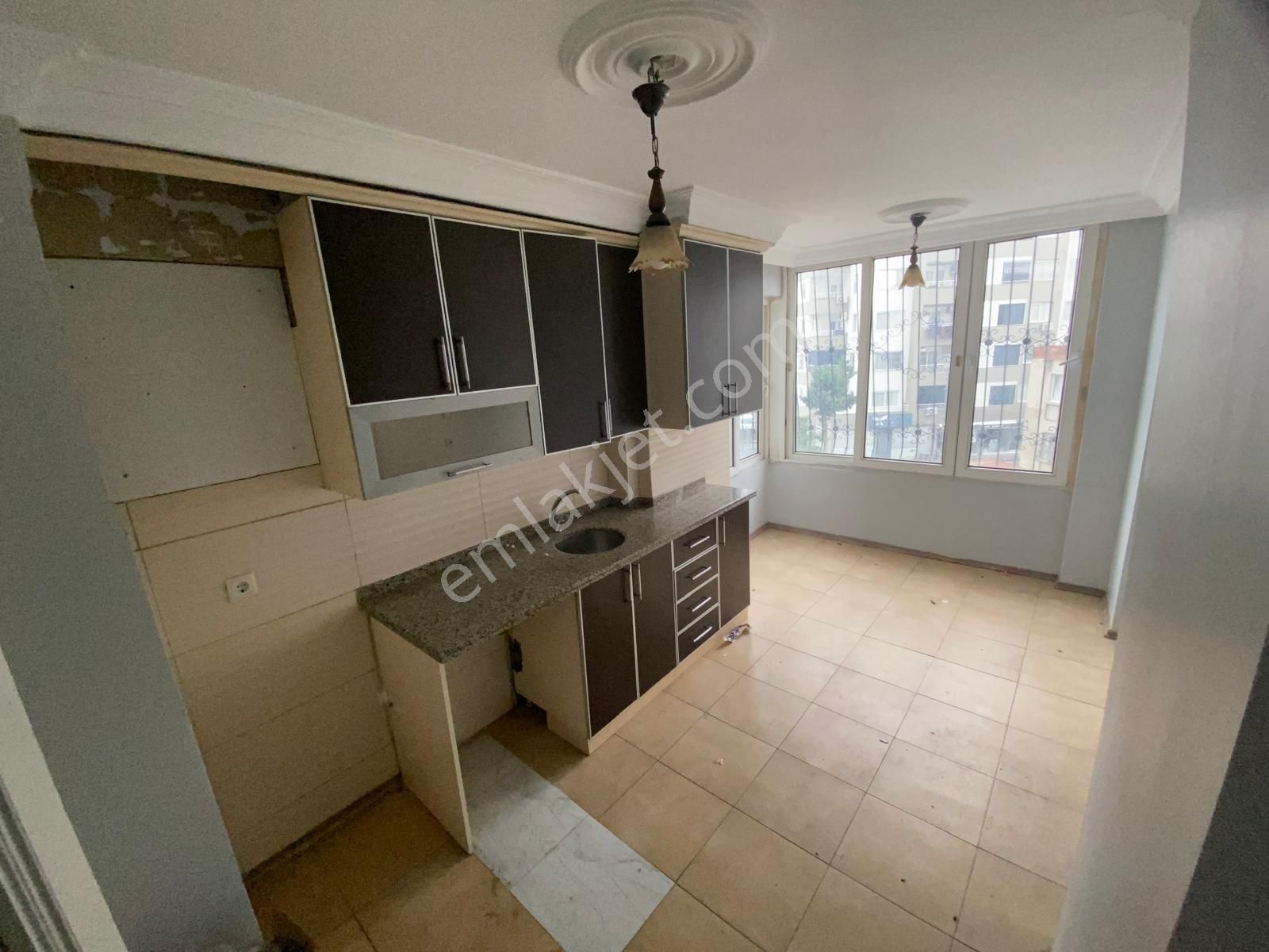 Tellidere'de Cadde Üzeri, Sahibinden Satılık 3+1 Daire - Görsel 7