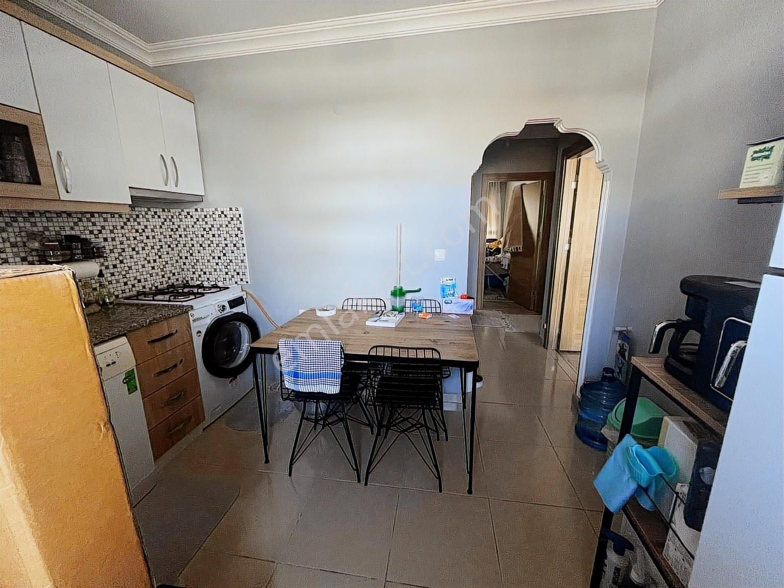 Satılık Emek Mah Yüksek Gırıs Balkonlu 8 Yıllık Masrafsız Daire - Görsel 4