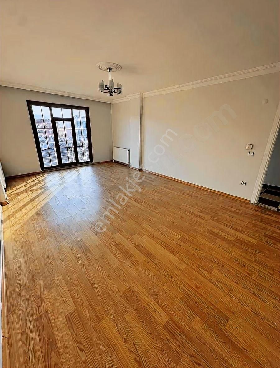 Sönmezden Ahmet Yesevi'de 3+1 Geniş Daire