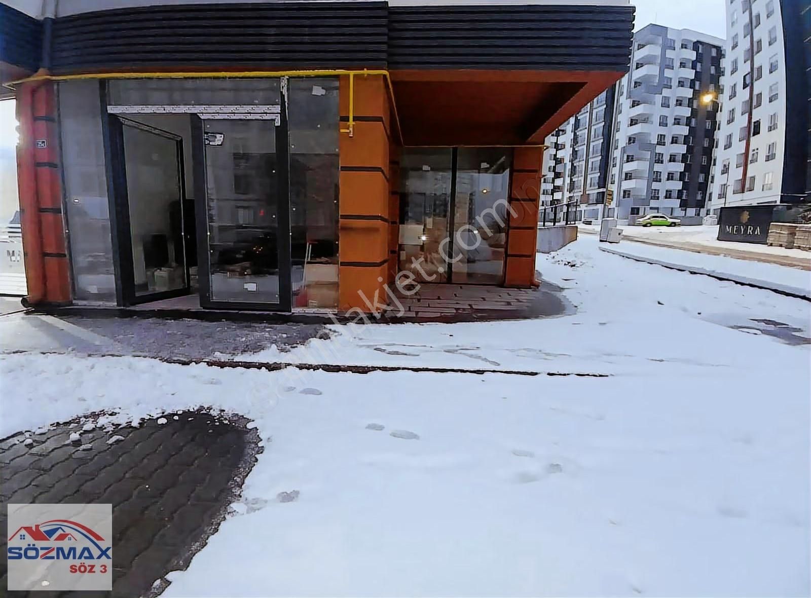 Küçük Ali Mahallesinde Kiralık Sıfır Köşe Dükkan - Görsel 7