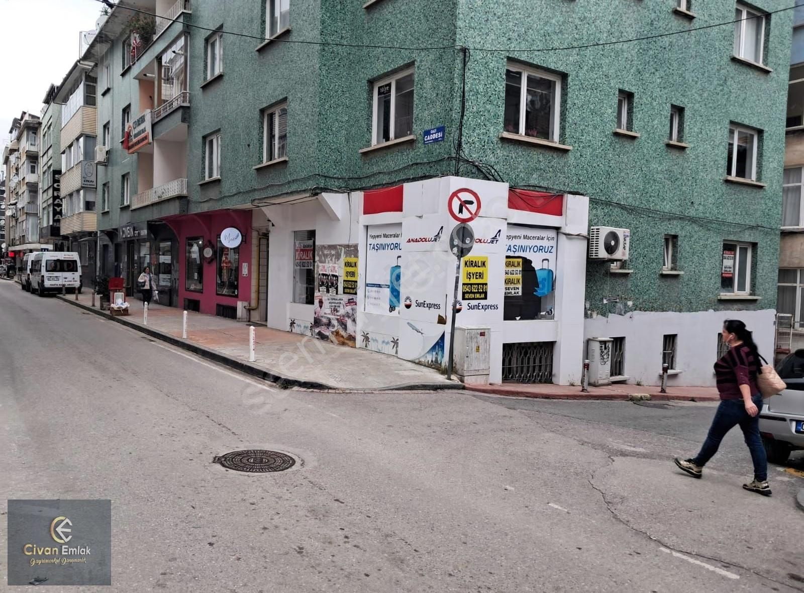 Civandan Gazi Caddesinde Kiralık Dükkan