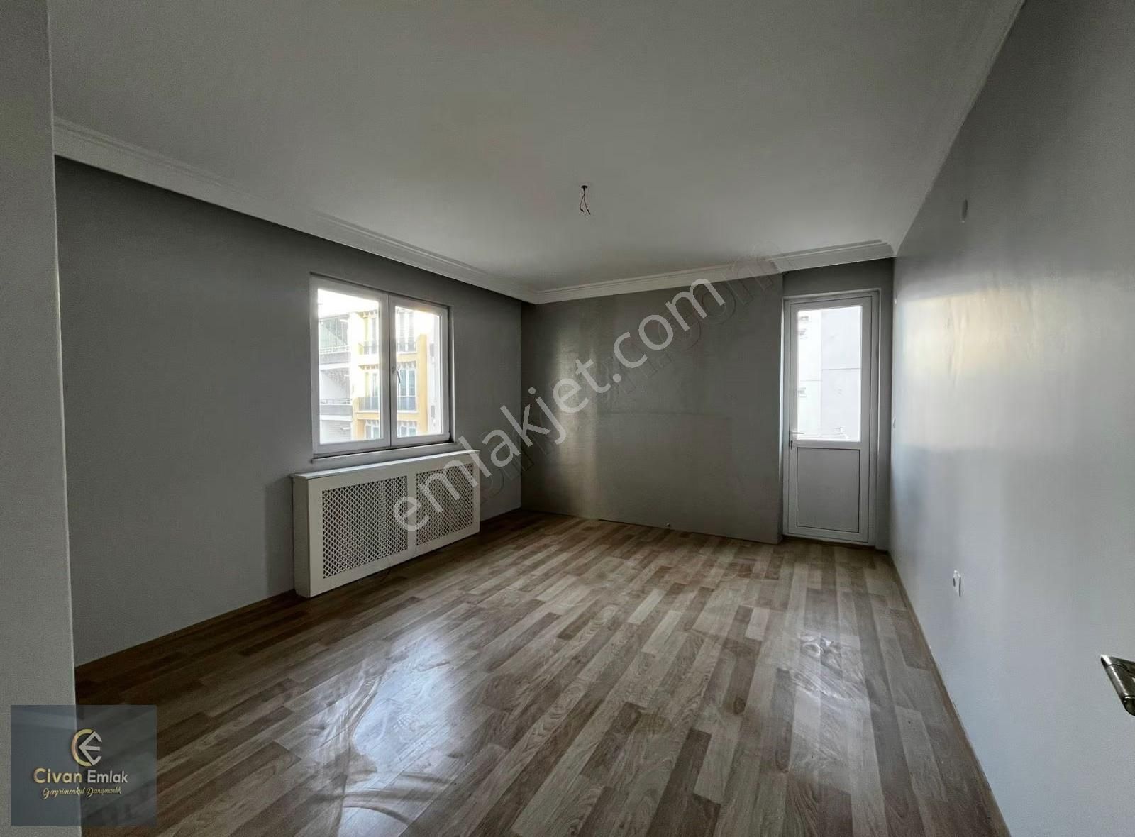 Körfezde Pelıtkoy Tramvaya 2. Parsel Denız Manzaralı 3+1 - Görsel 6