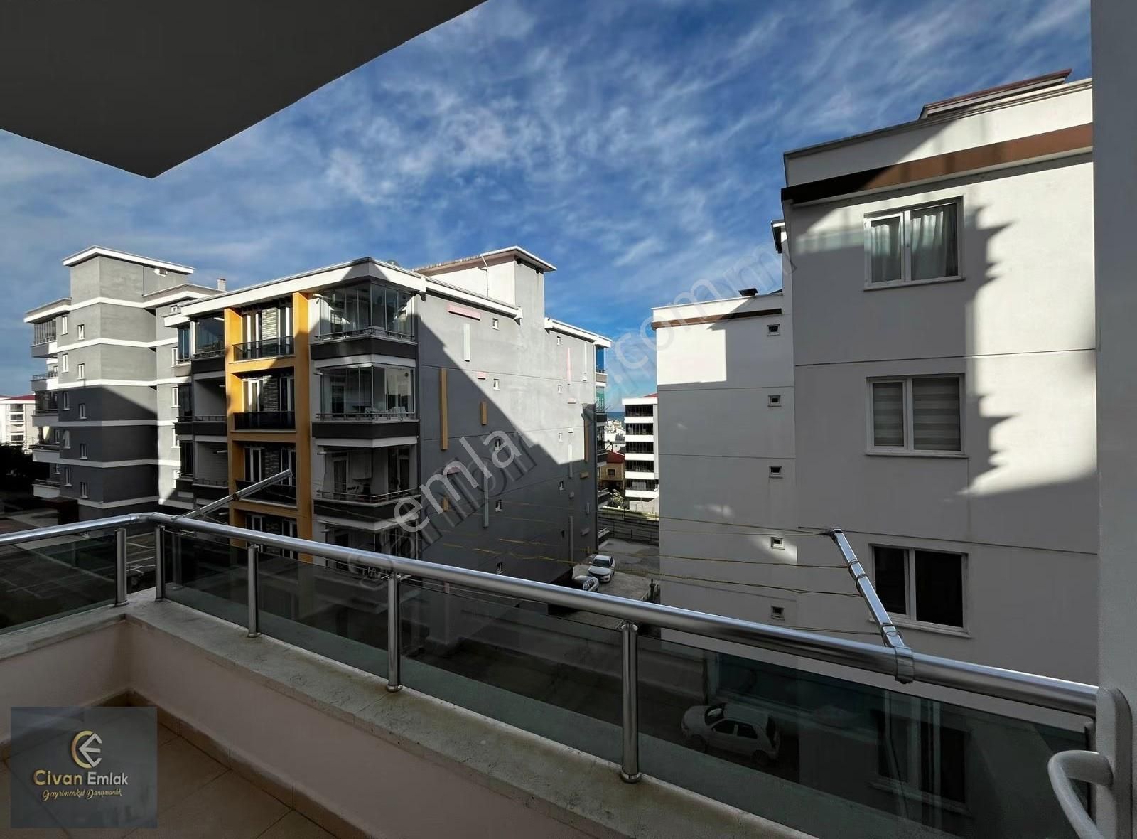 Körfezde Pelıtkoy Tramvaya 2. Parsel Denız Manzaralı 3+1 - Görsel 18