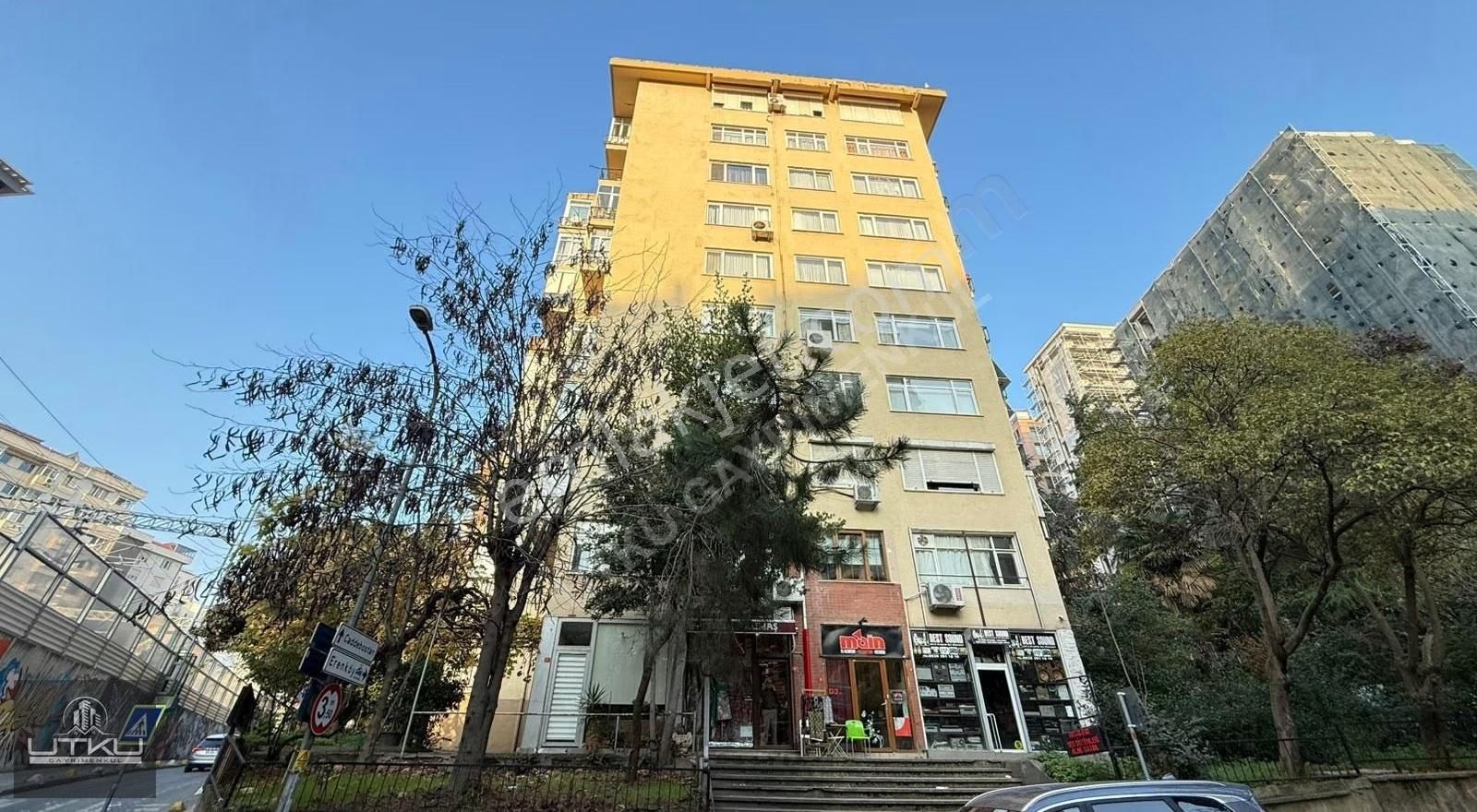 Utkudan Suadiyede Bağdat Cad.yakın Balkonlu 130 M2 Satılık 3+1