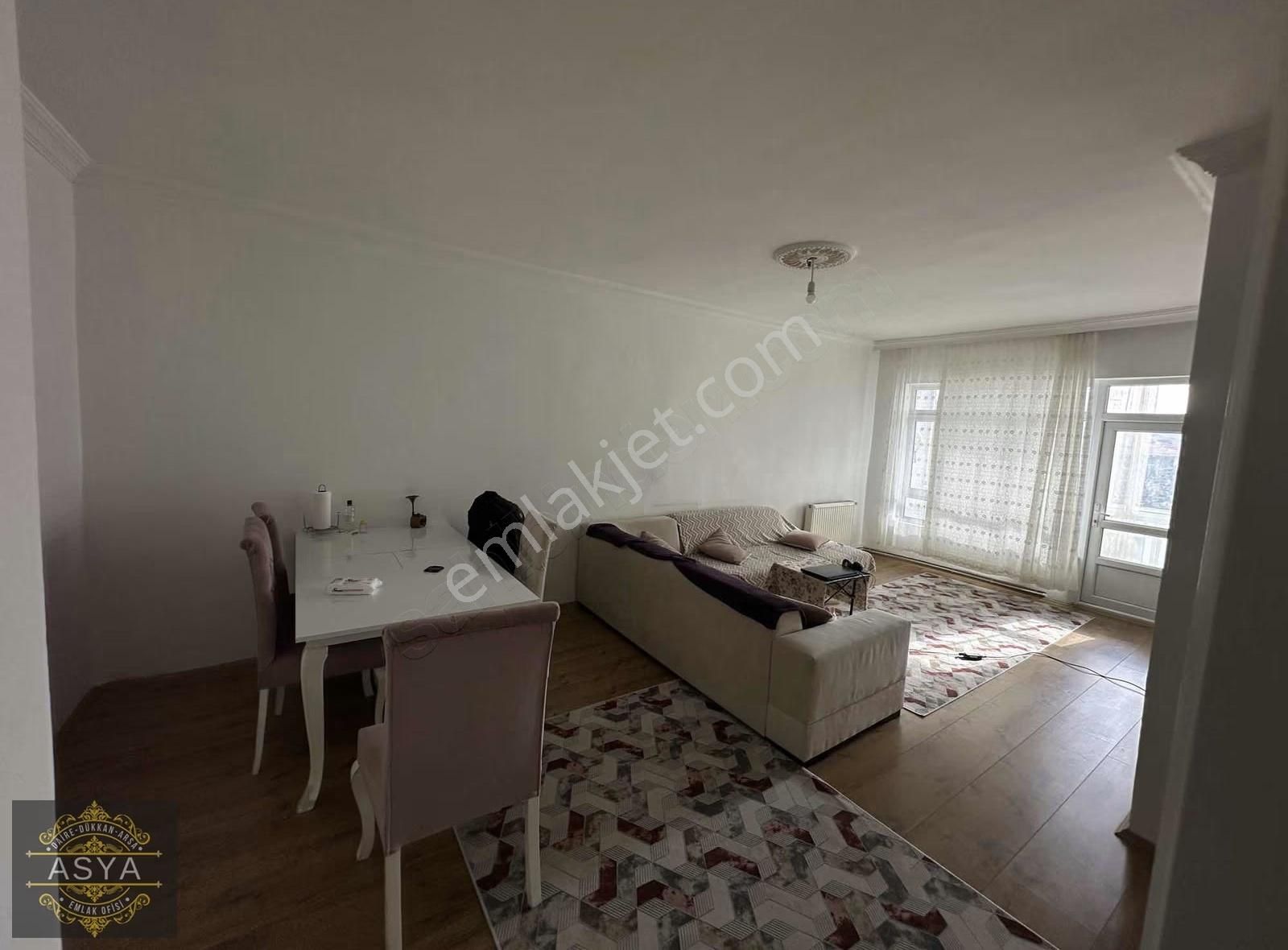 Gazino Metro Dibi Cadde Üstü Ön Cephe Katta 2+1 Balkonlu Fırsat! - Görsel 8