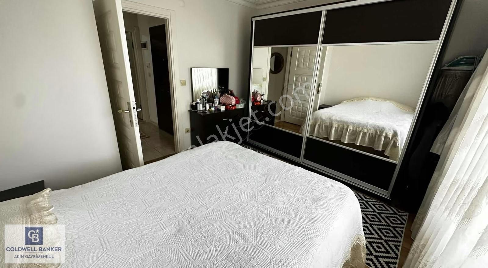 Mevlâna Mahallesi'nde Kiralık 3 + 1 Çatı Dubleks Daire - Görsel 12