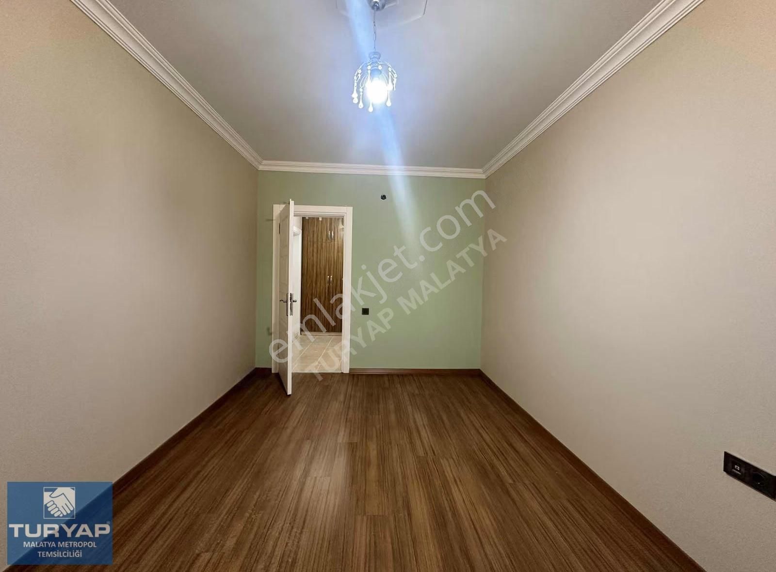 Turyap Metropolden Barguz Cad. 3+1 Satılık Daire - Görsel 22