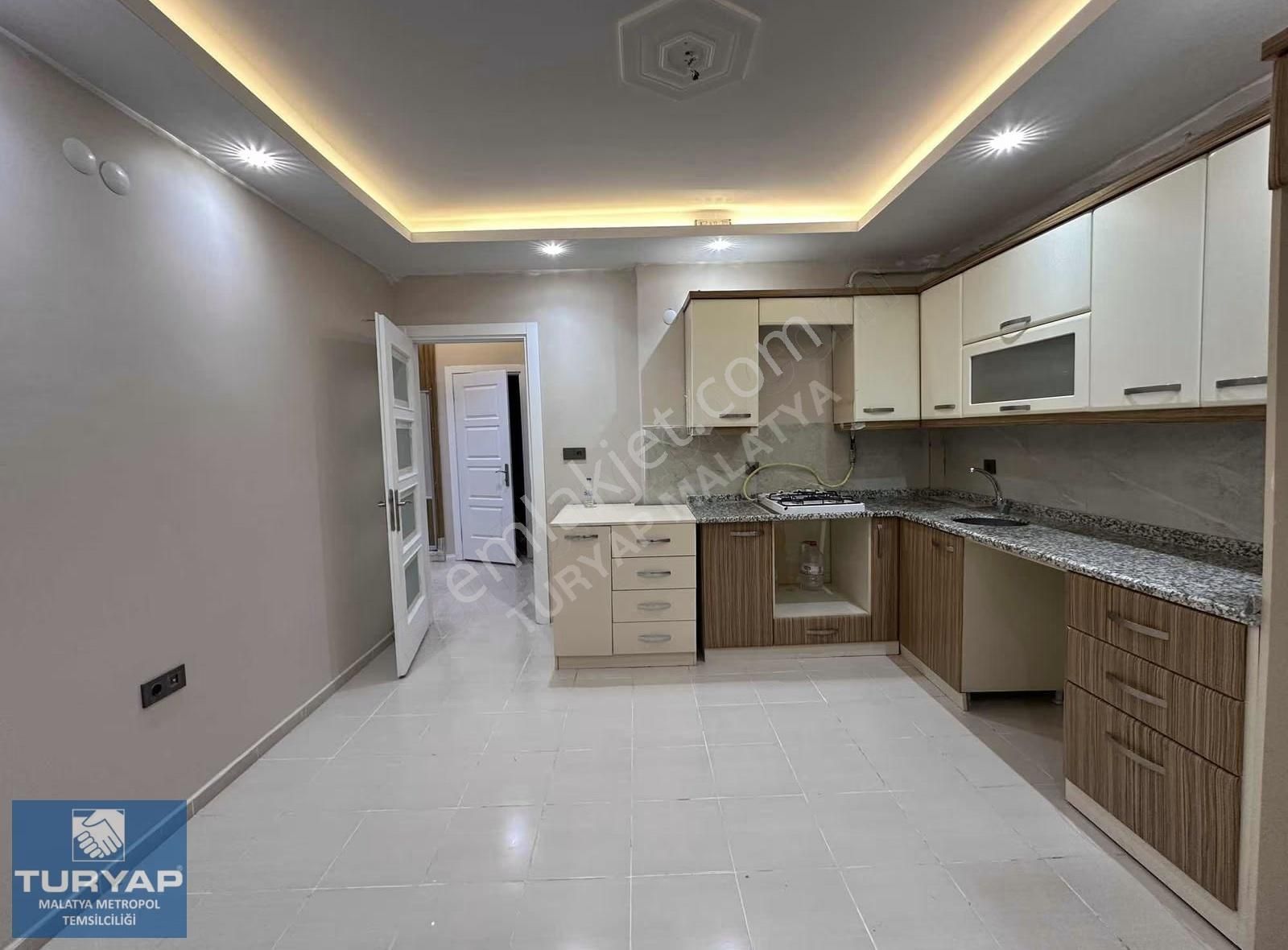 Turyap Metropolden Barguz Cad. 3+1 Satılık Daire - Görsel 13