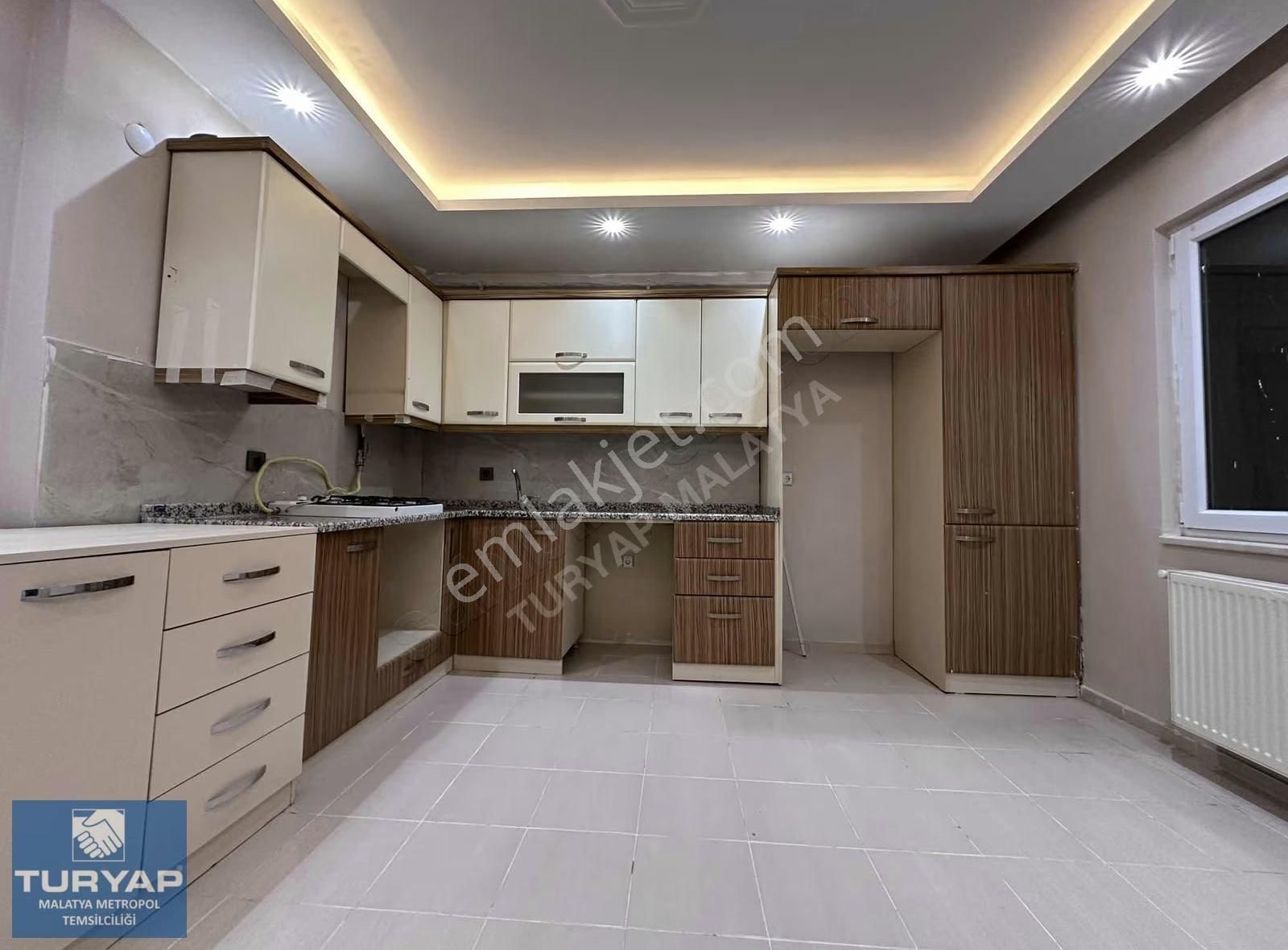 Turyap Metropolden Barguz Cad. 3+1 Satılık Daire - Görsel 32