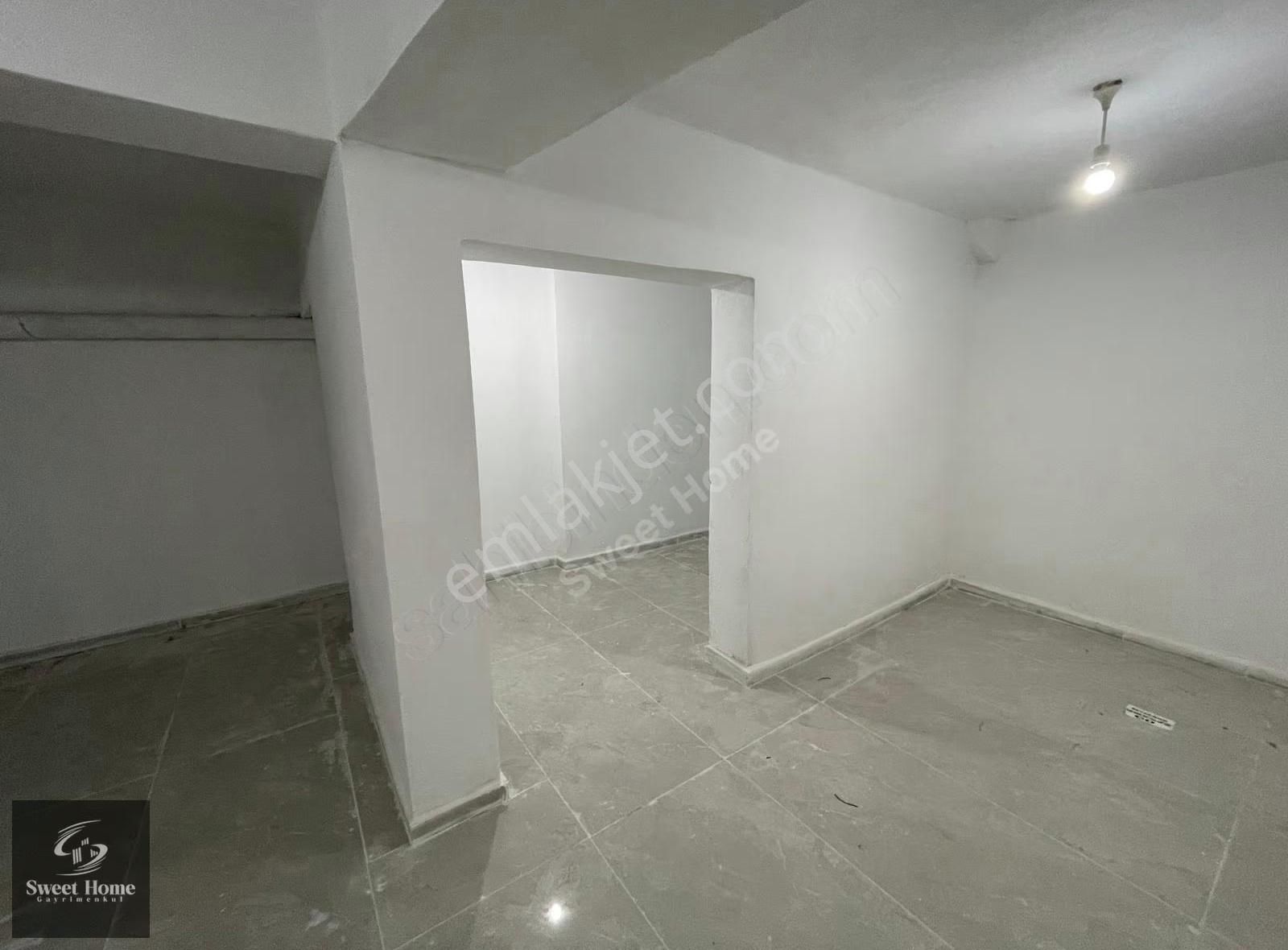 Fevziçakmak Mahallesi Kumaşçılar Bölgesinde 116 M2 Sıfır Dükkan - Görsel 12