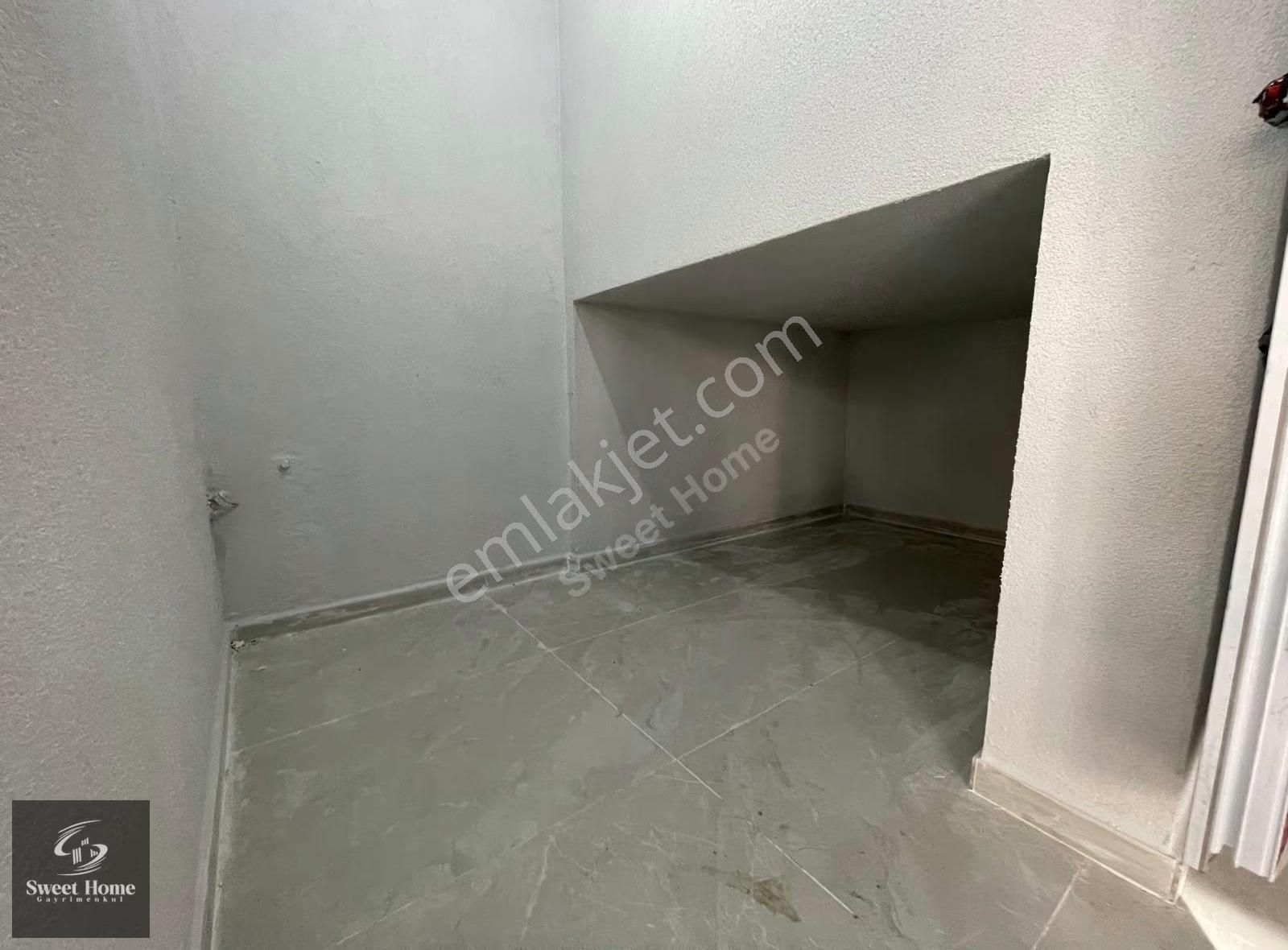 Fevziçakmak Mahallesi Kumaşçılar Bölgesinde 116 M2 Sıfır Dükkan - Görsel 6