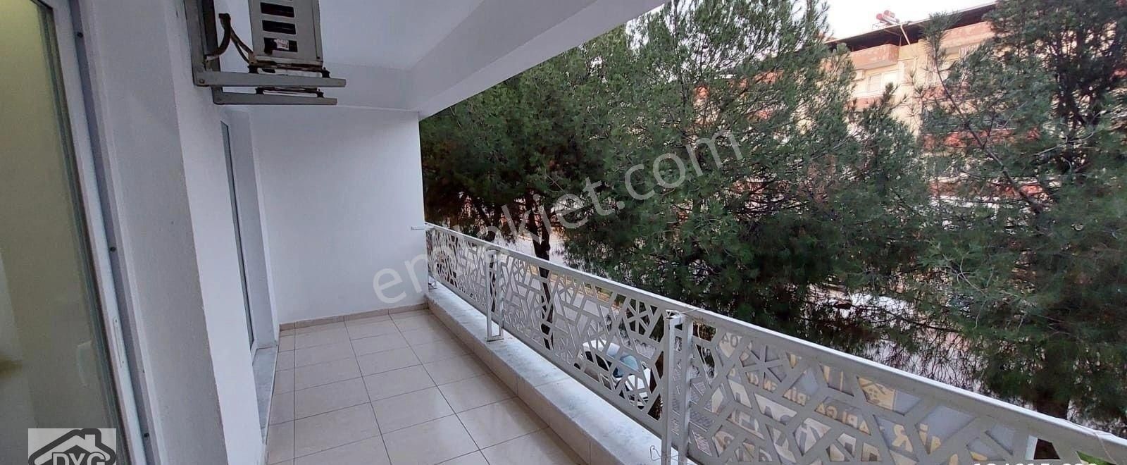 Eşyalı Kiralık 1+1 Daire - Görsel 12