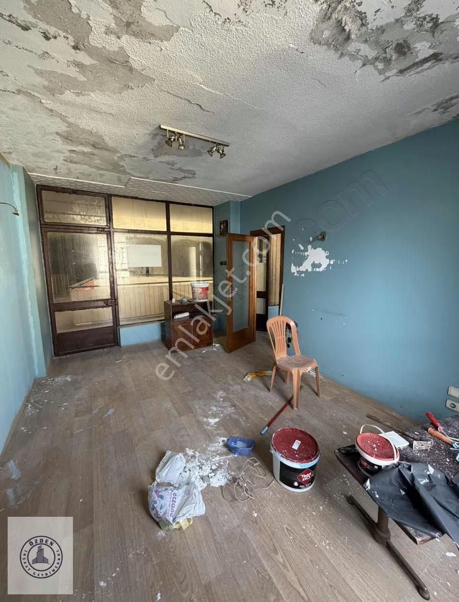 Özden Gayrimenkul'den Gazi Caddesinde Satılık 2 Adet Ofis - Görsel 7