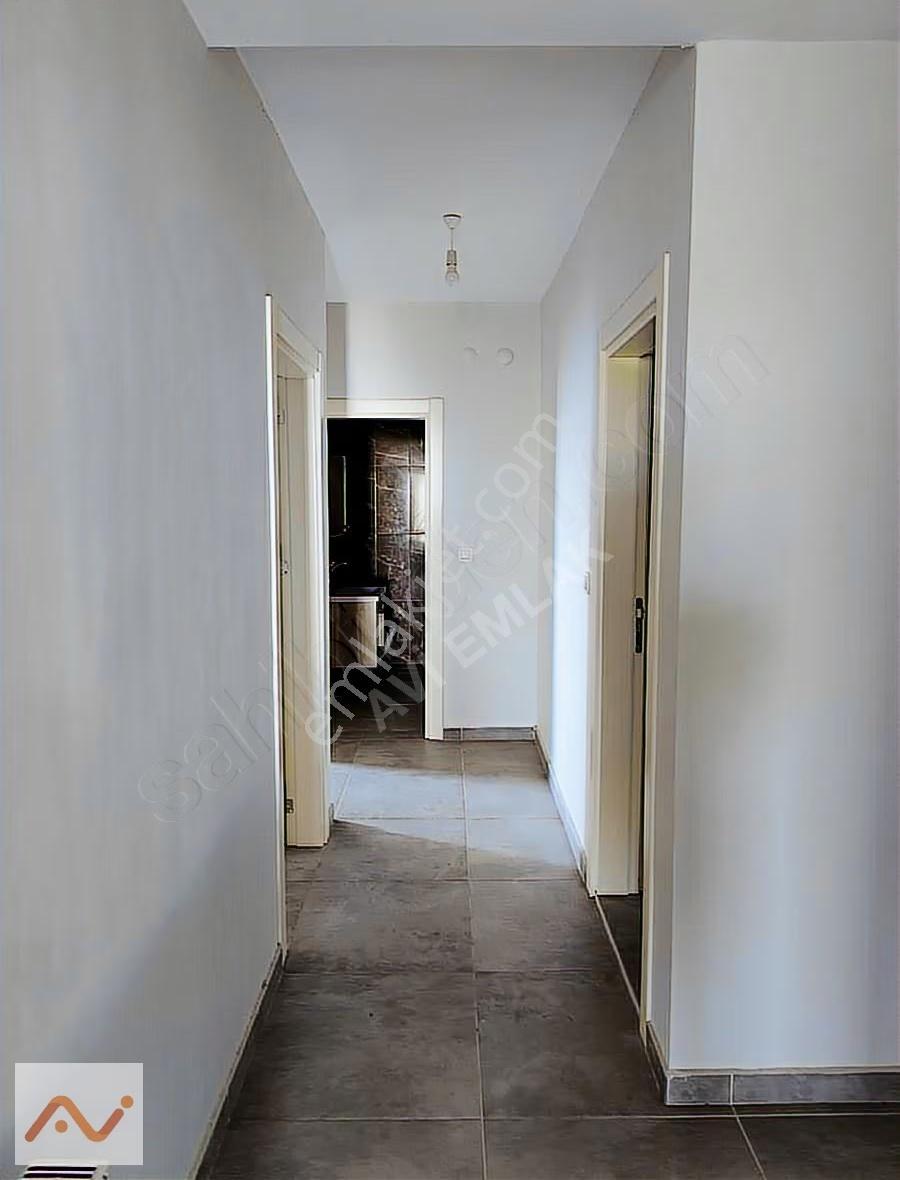 Şehir Merkezi Çoşkunlar Cad. Üzeri Ara Kat 3+1 Satılık Daire - Görsel 16