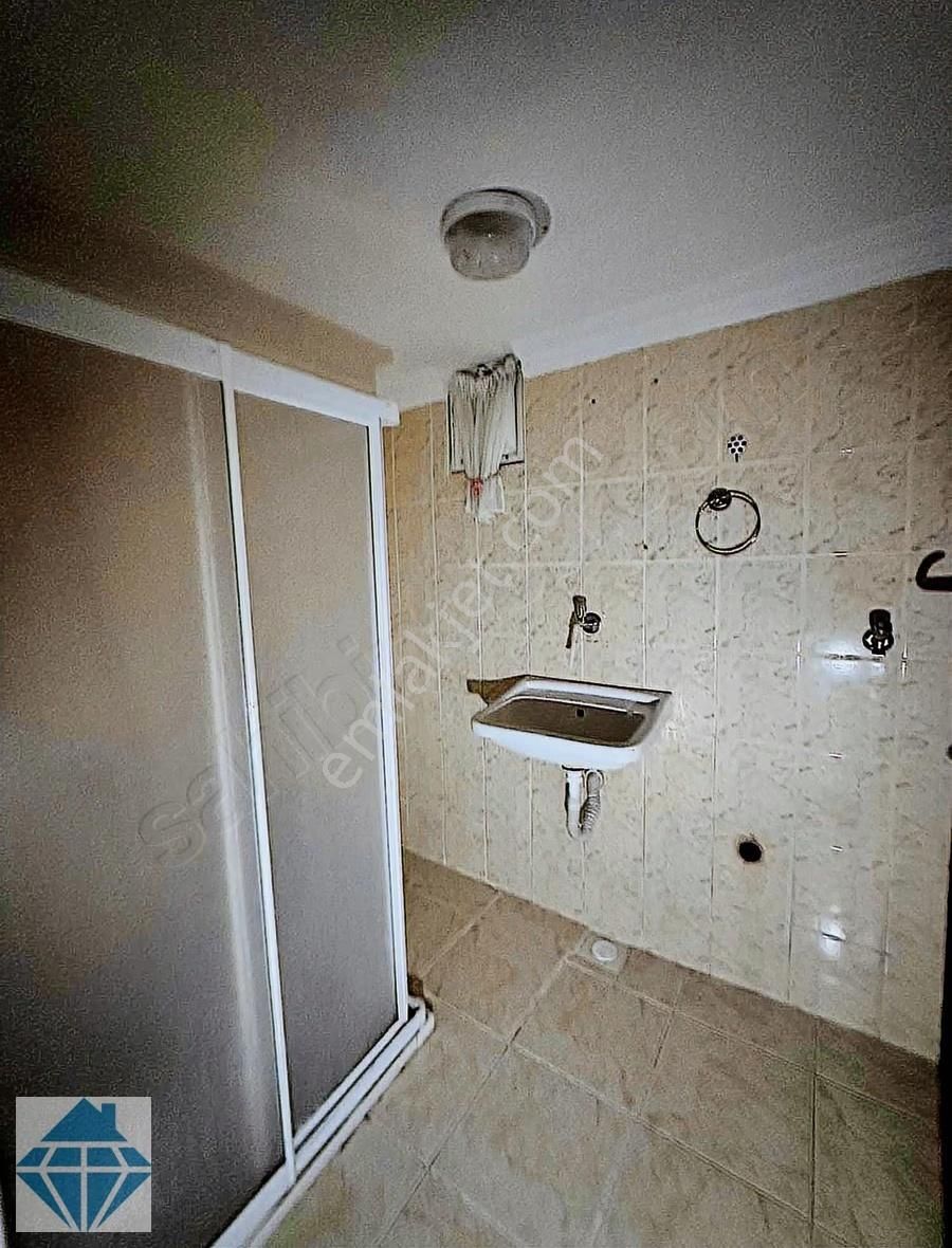 Beyoğlu Halıcıoğlu 1 + 1 70 M2 Kiralık Fırsat Daire - Görsel 3