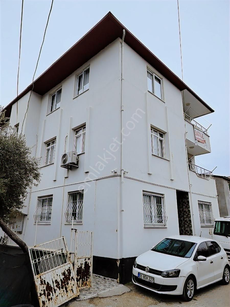 Kozan Gayrimenkuldn 3 Ayrı Katlı Bulunmaz 4+1 Geniş Oturum Daire - Görsel 8