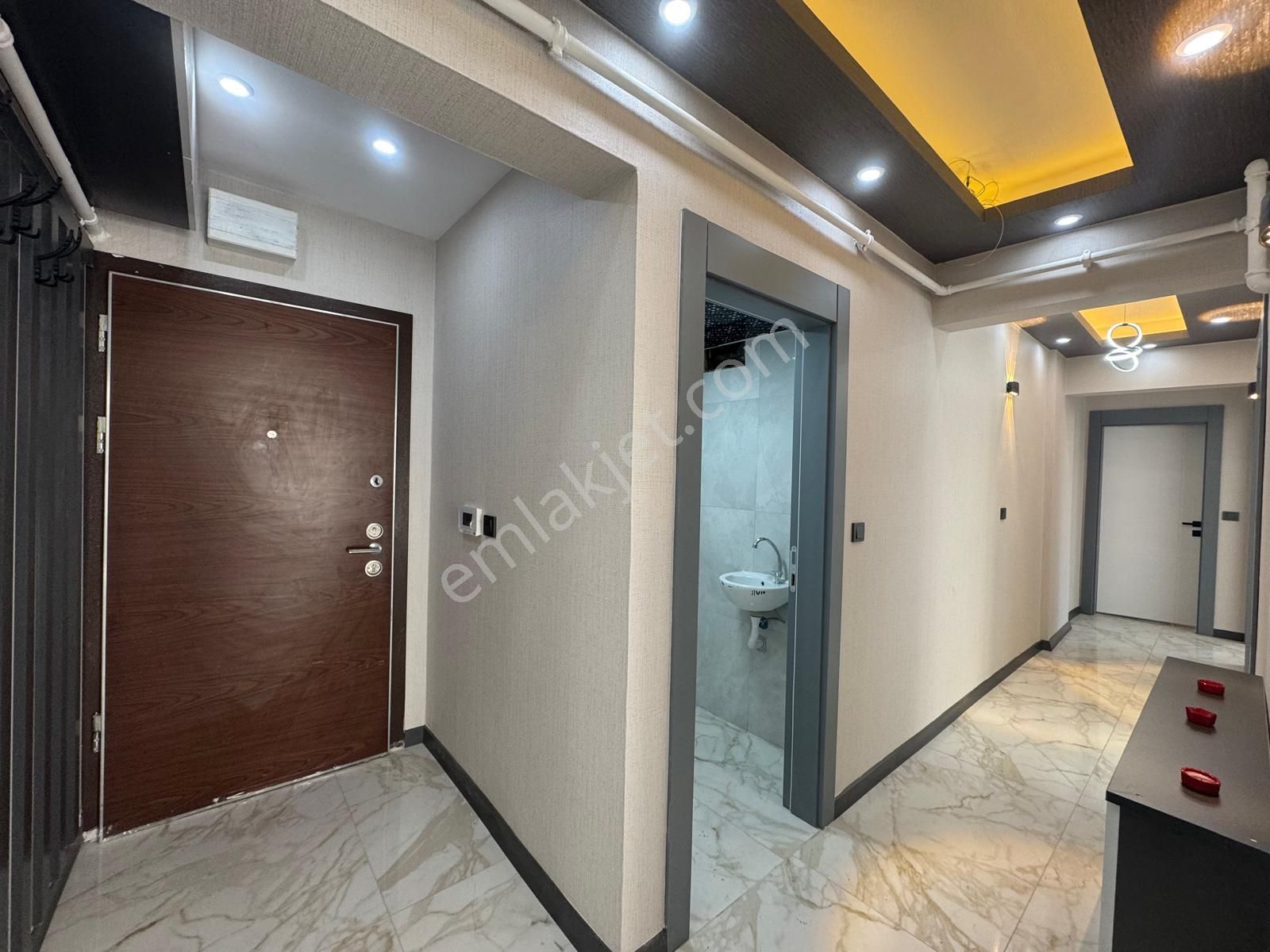 Yılmaz Gayrimenkulden Ultra Lüks Ful Yapılı Kacırılmayacak 3+1 Fırsat Dairesi - Görsel 6