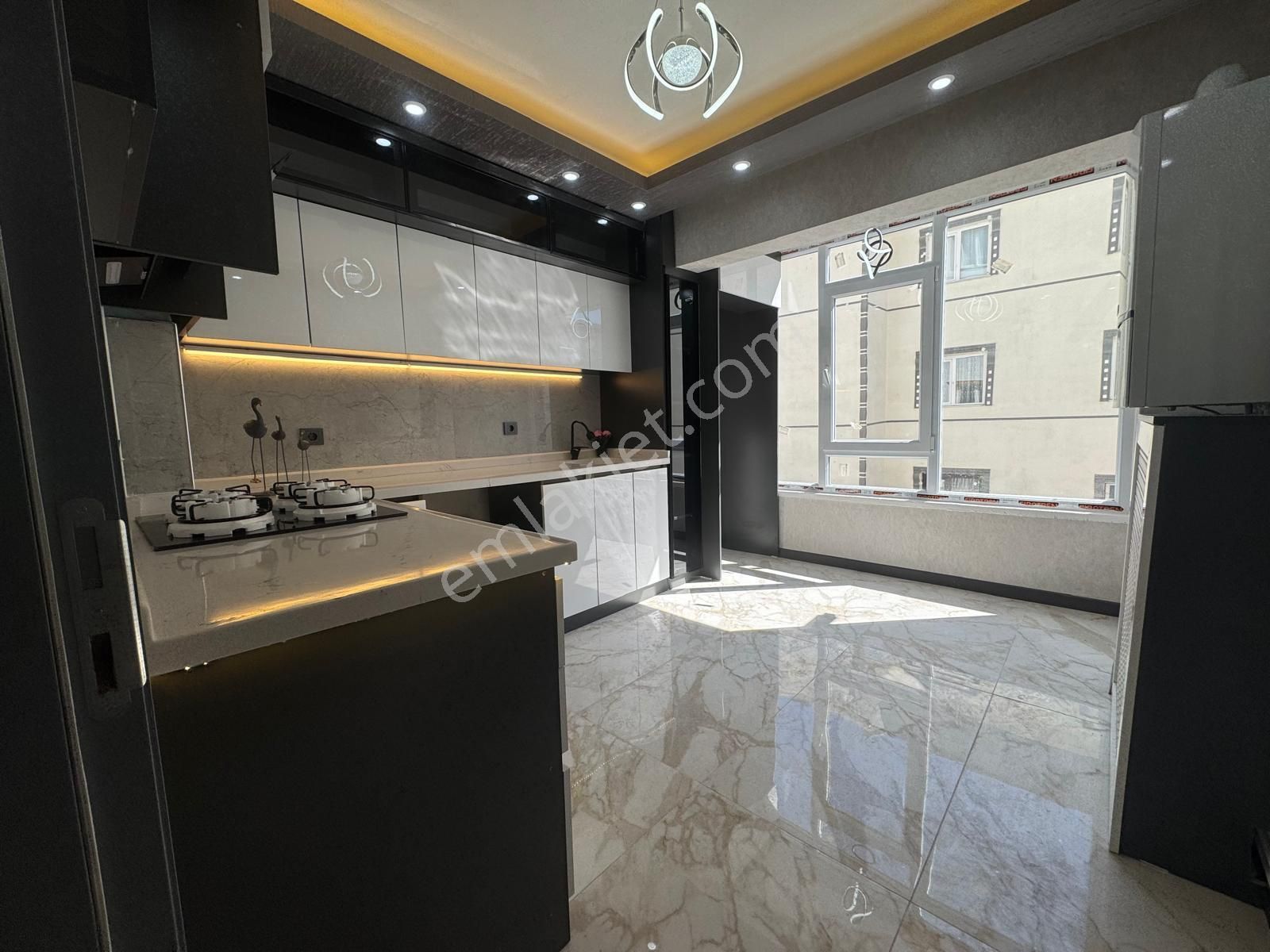 Yılmaz Gayrimenkulden Ultra Lüks Ful Yapılı Kacırılmayacak 3+1 Fırsat Dairesi - Görsel 28