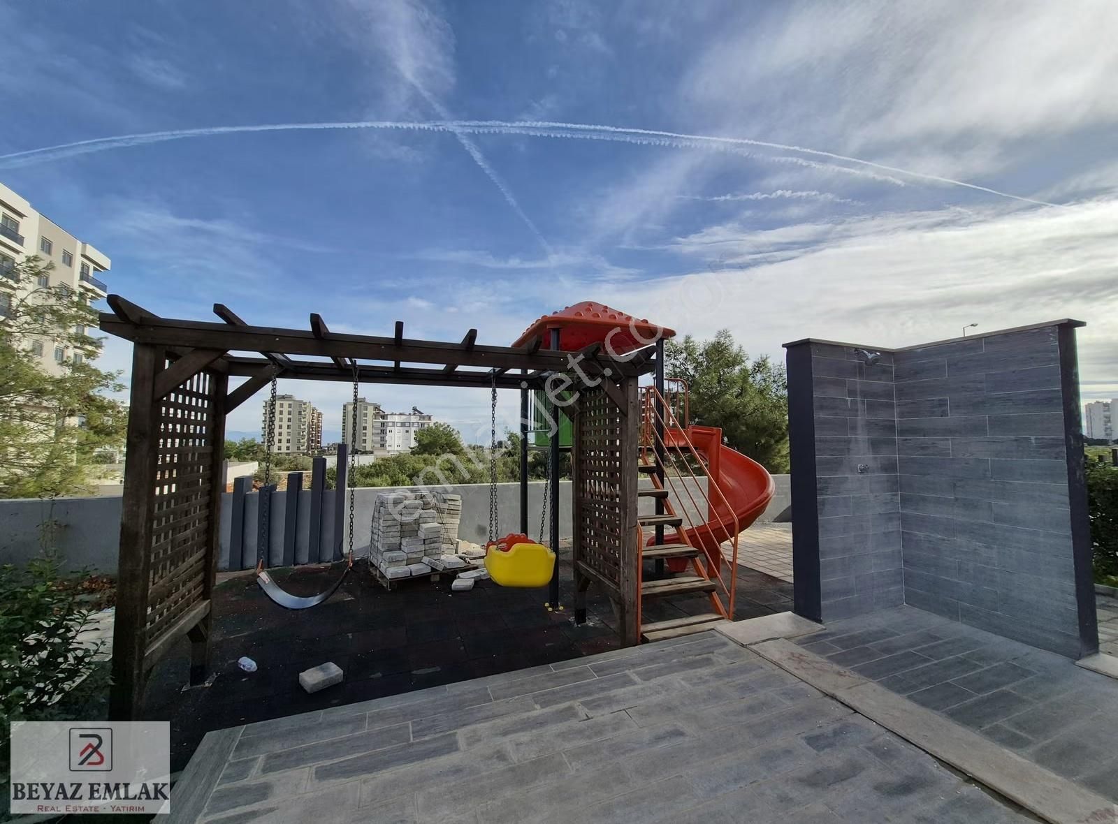 Çankaya Mah. Havuzlu Ebeveyn Banyolu Asansörlü Katta Geniş 3+1 - Görsel 2