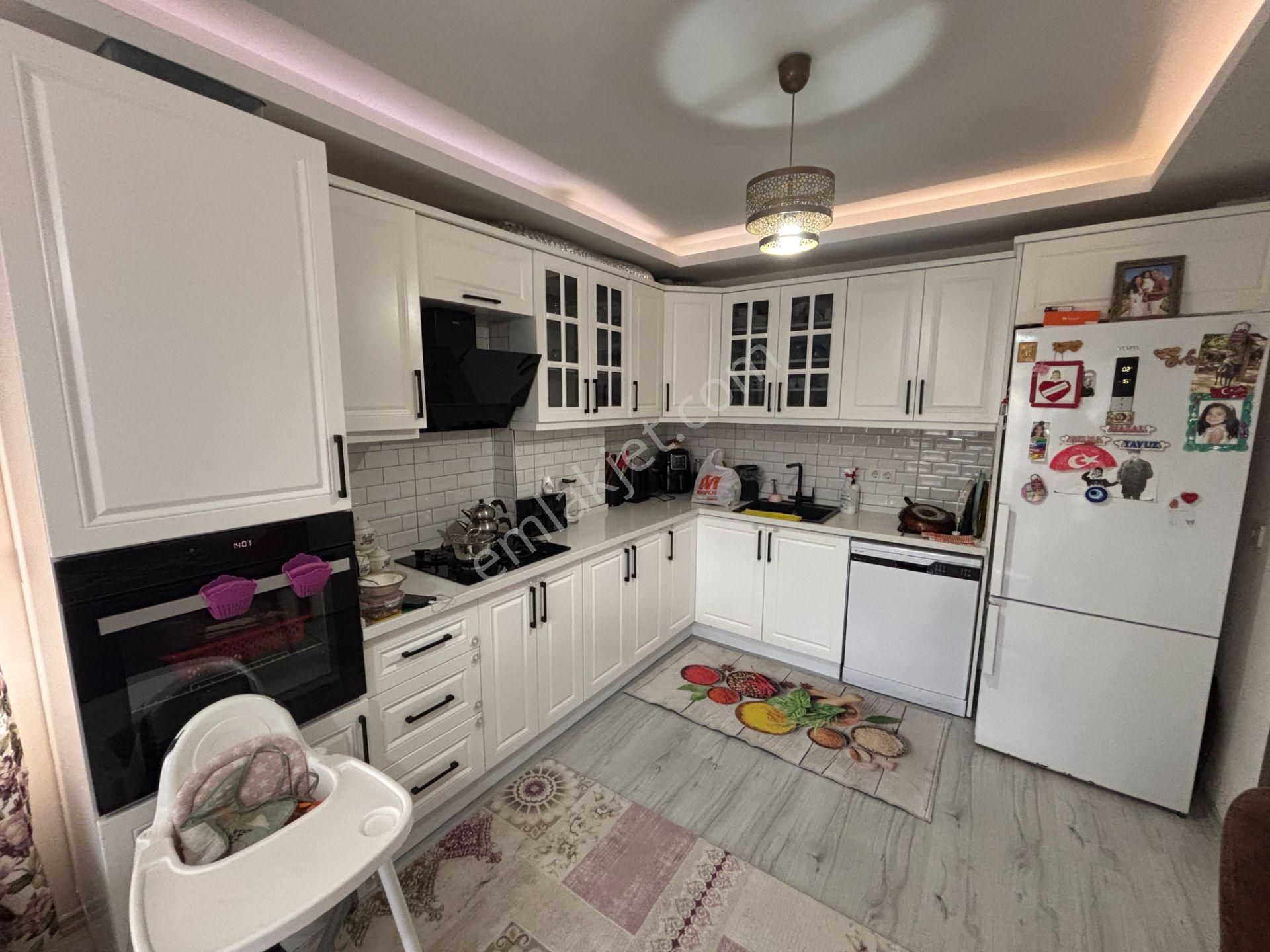 İzmir Seferihisar Mersinalanı'nda Deniz Manzaralı 2+1 Daire