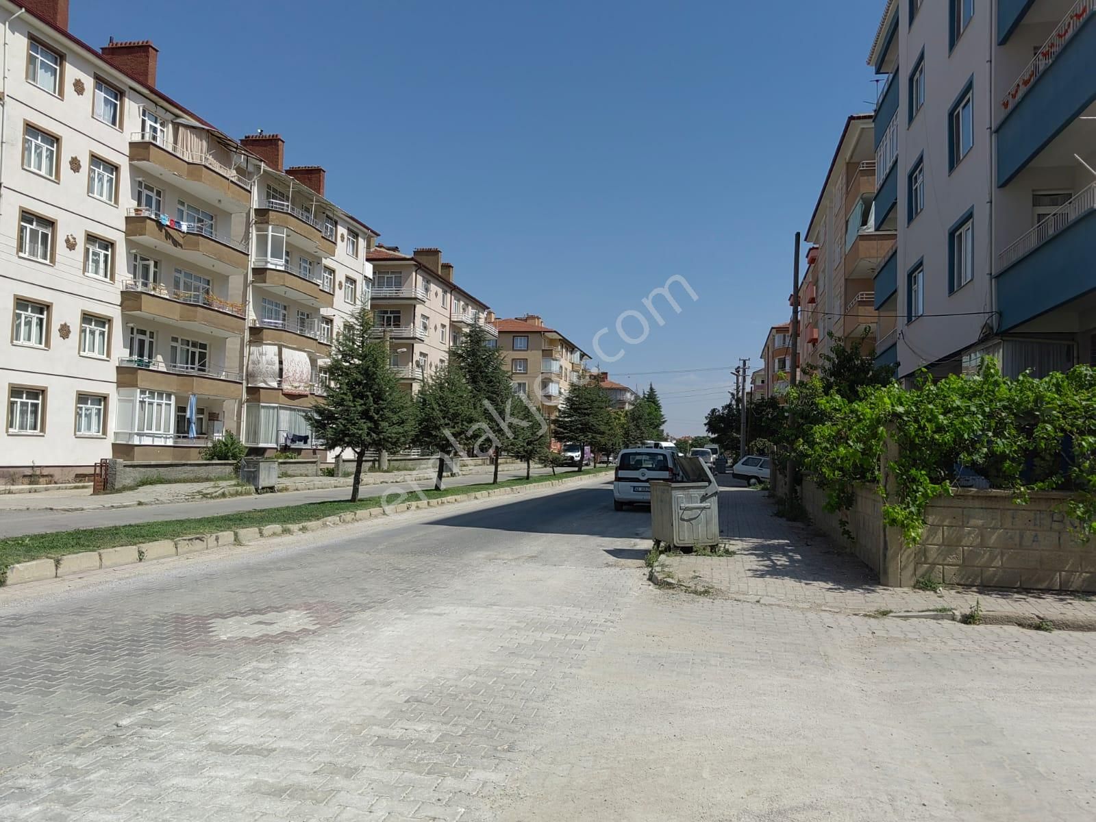 Nasreddin Emlaktan Koşuyolu Civarı Satılık Bakımlı Geniş Daire - Görsel 5